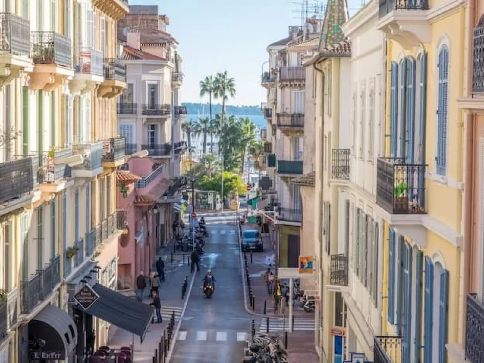 Loftartige Wohnung in ruhiger Lage in Cannes-Buiten