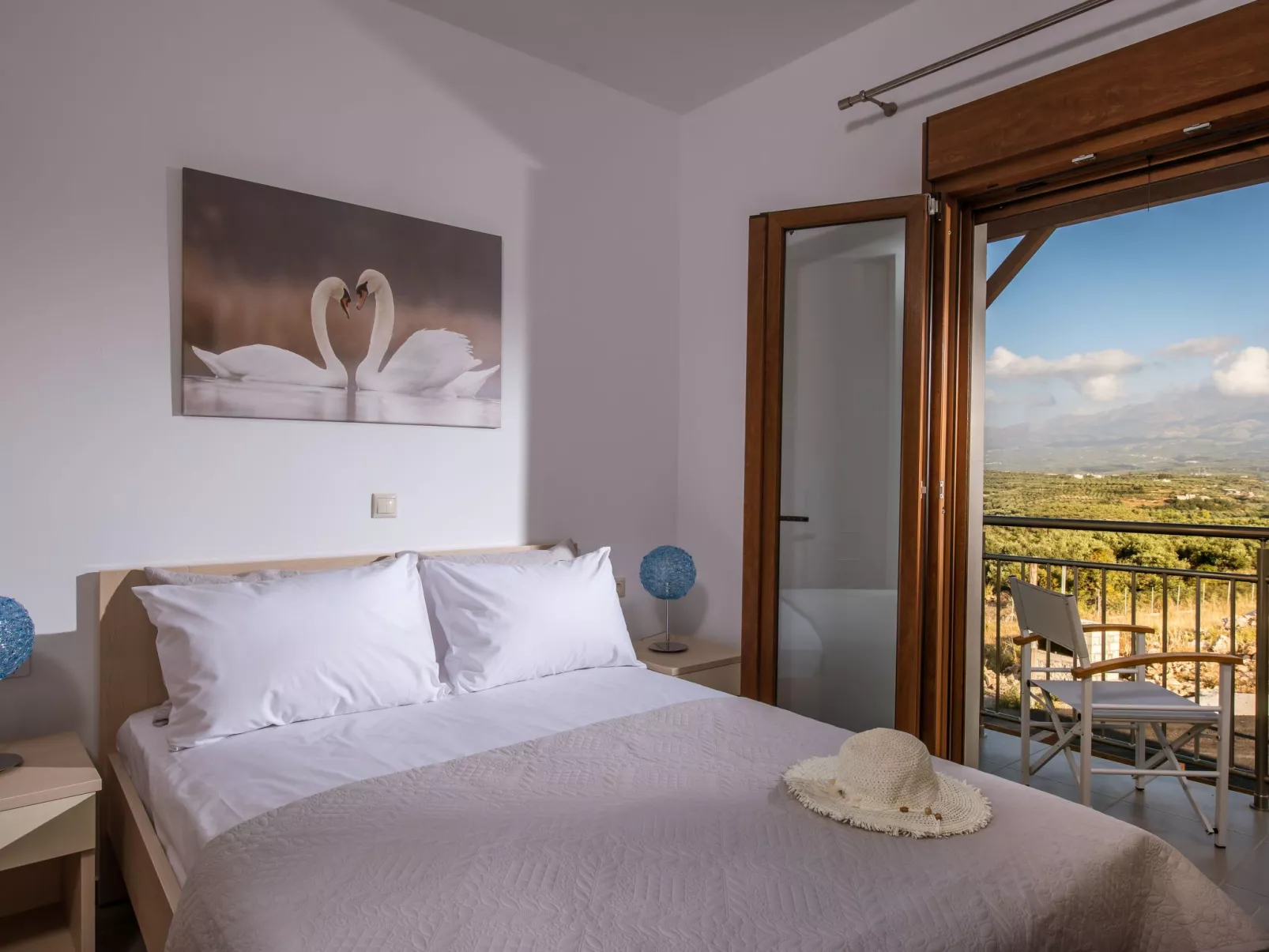 Villa mit Panoramablick Pool und Grillplatz in Strandnähe-Binnen