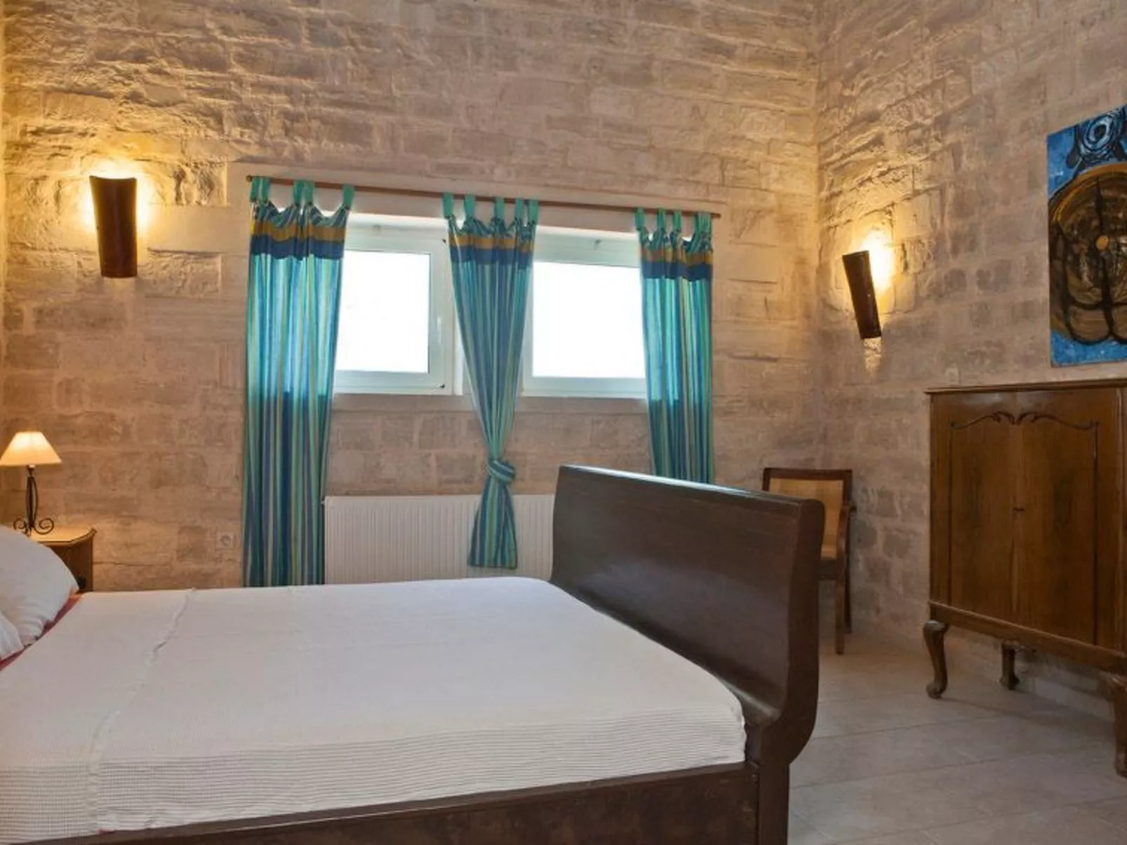 Villa aus Stein mit privatem Pool und BBQ-Bereich-Binnen