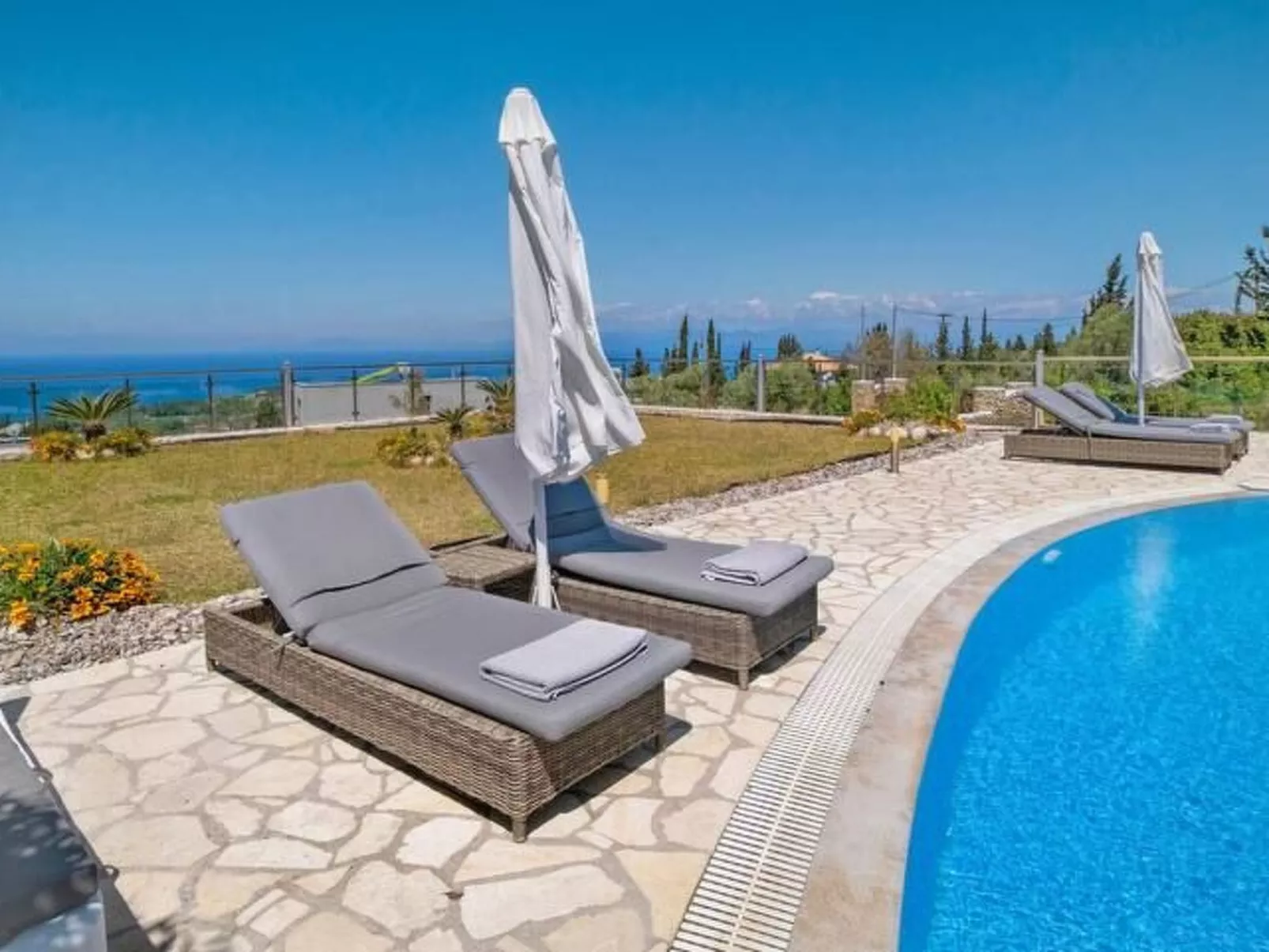 Luxuriöse Steinvilla Emily nahe dem Strand von Mylos-Binnen