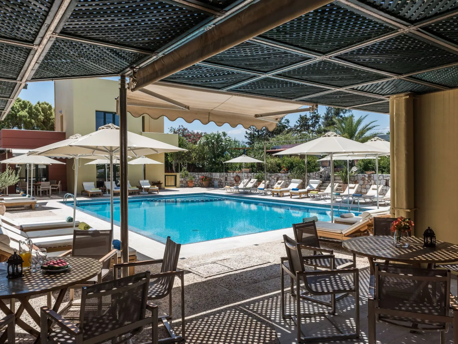 Daphnis Villen-Image-tags.info