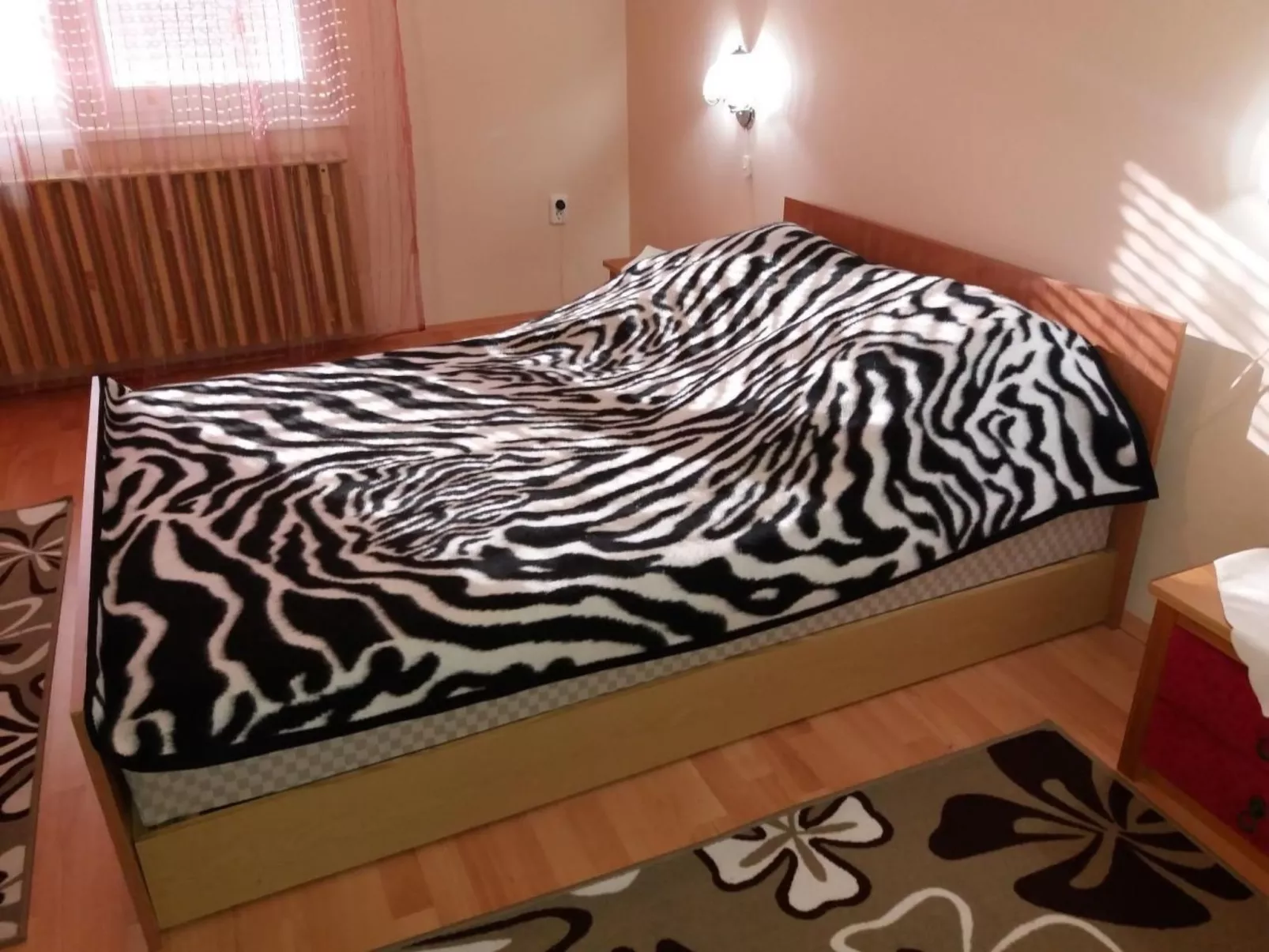 Mit Blick auf das Wasser-Image-tags.info