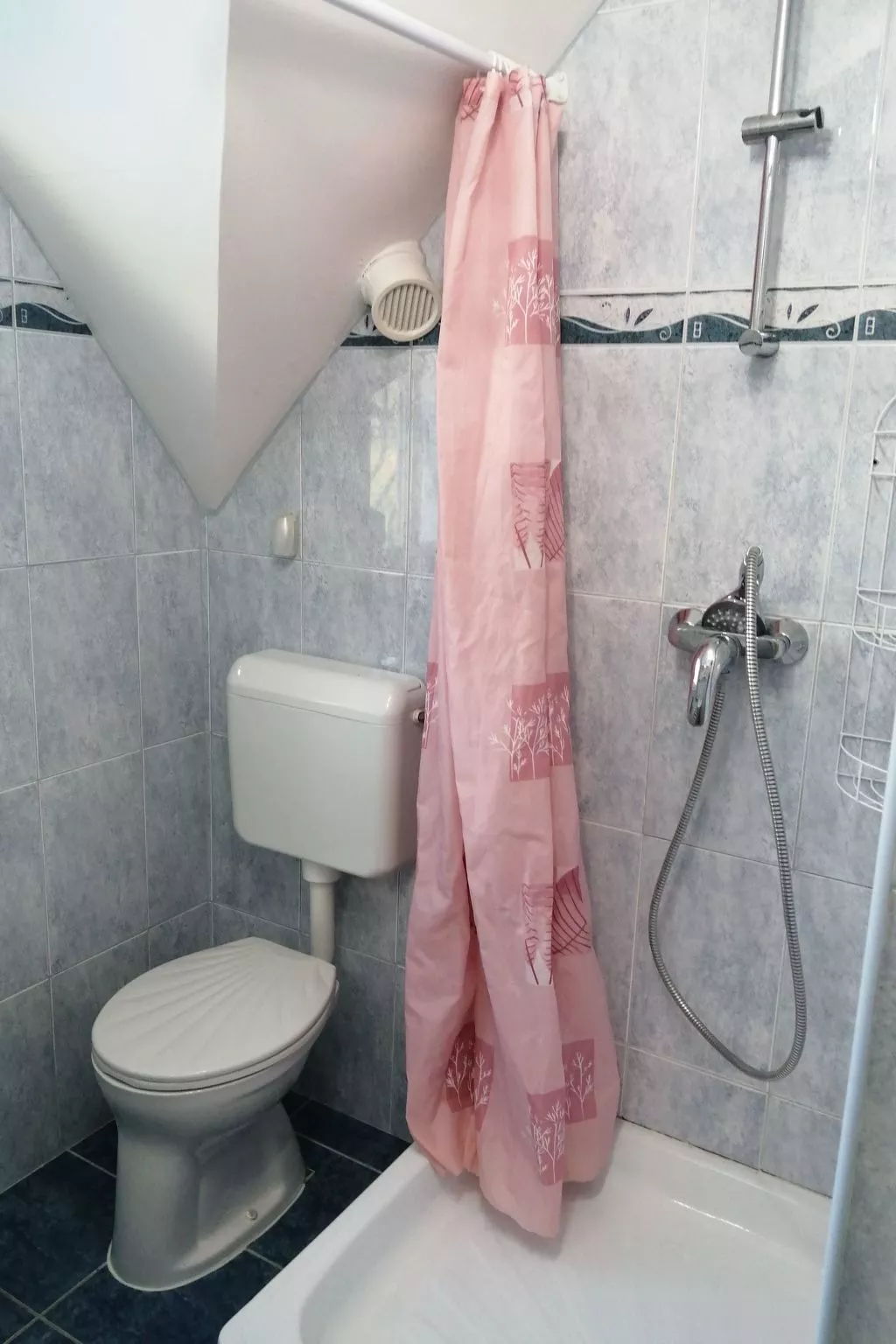 Mit Garten, Grill und Terrasse-Binnen