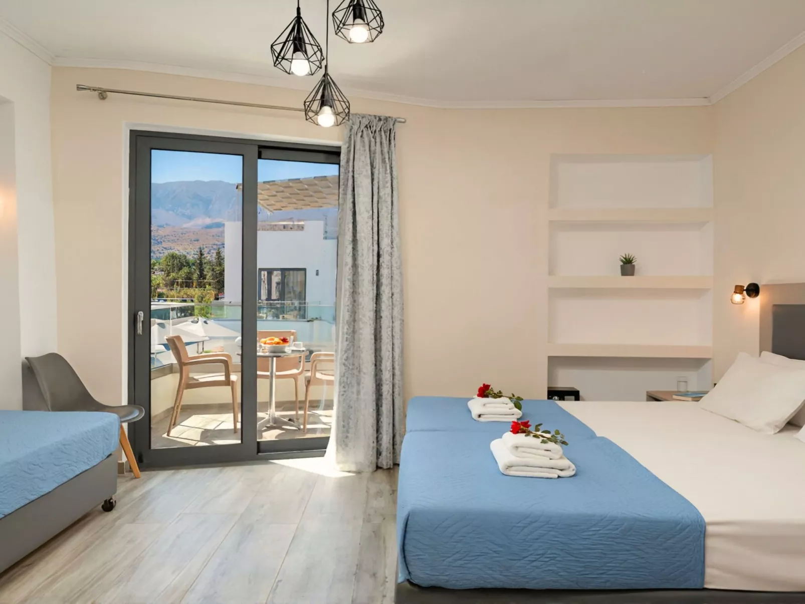 Pnoe Beachside Studio-Image-tags.info