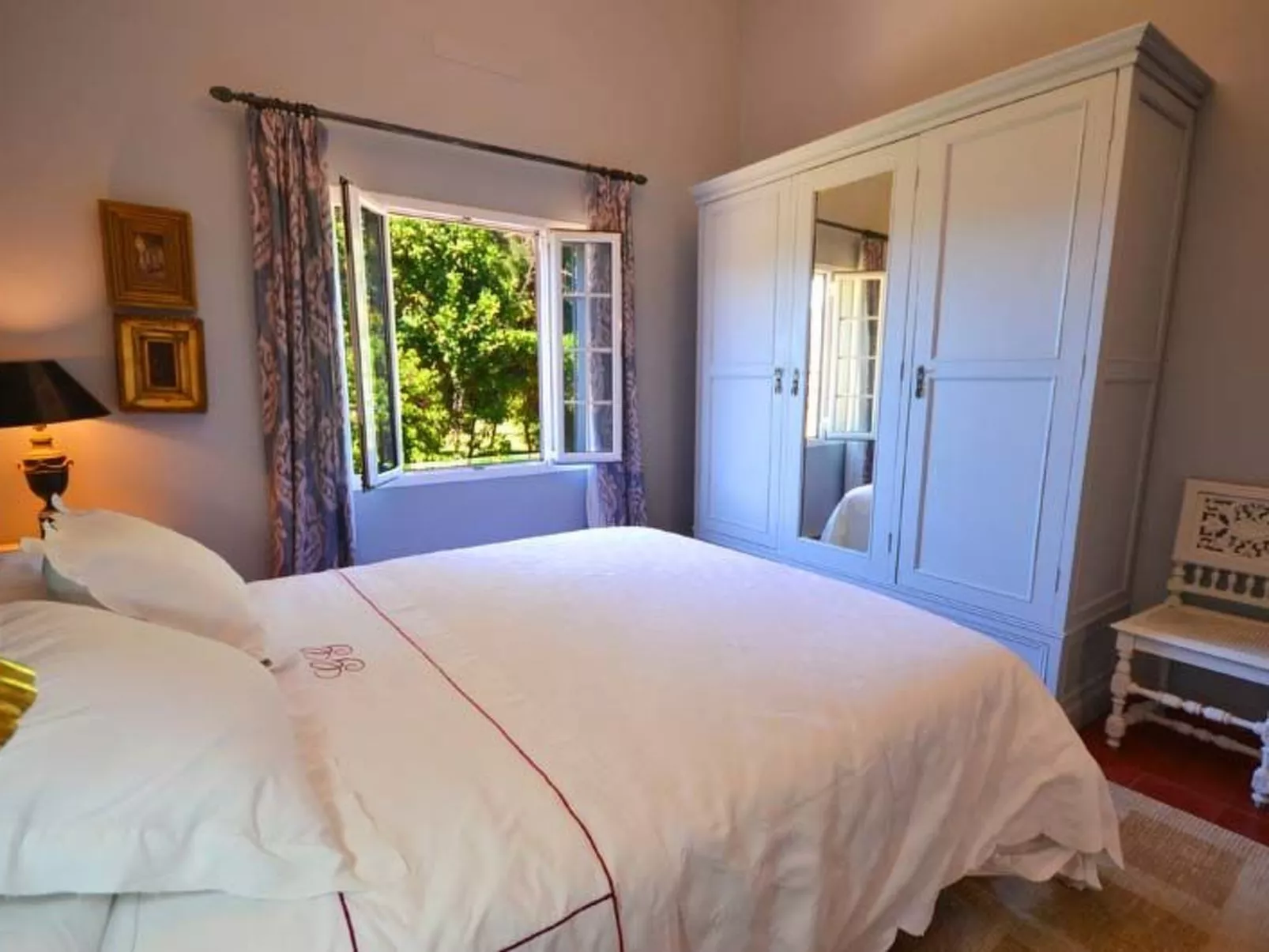 MADROÑAL. M08GC-Binnen