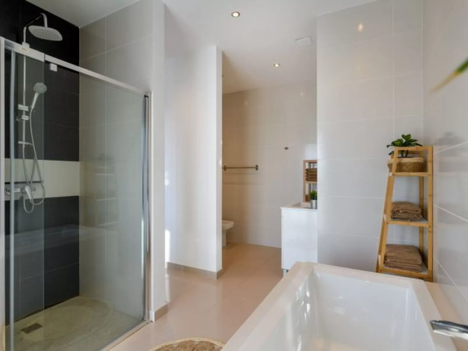 Villa Molinero-Binnen