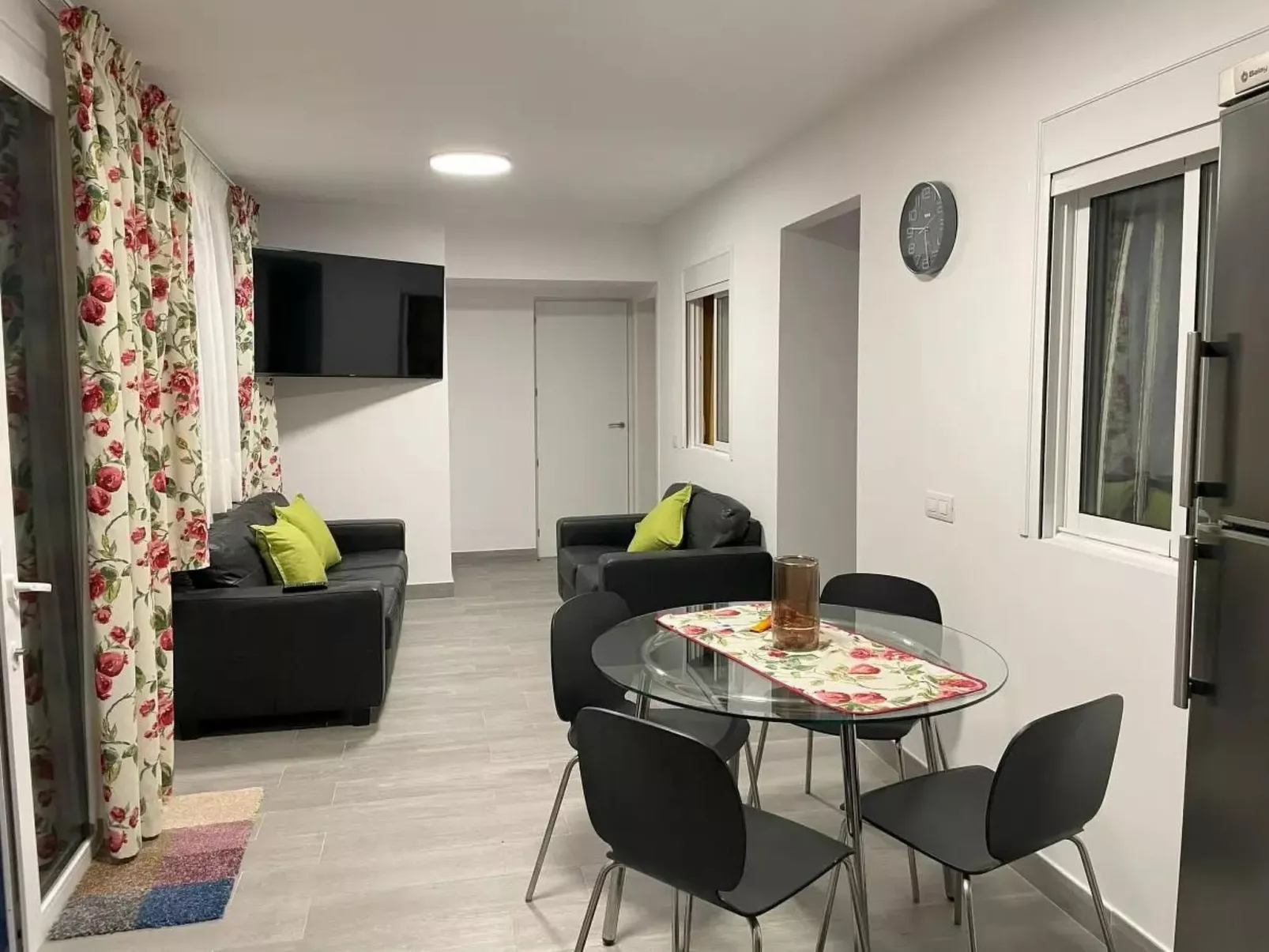 Apartamento vacacional "2 Schlafzimmer Suite eigener Pool"-Image-tags.info