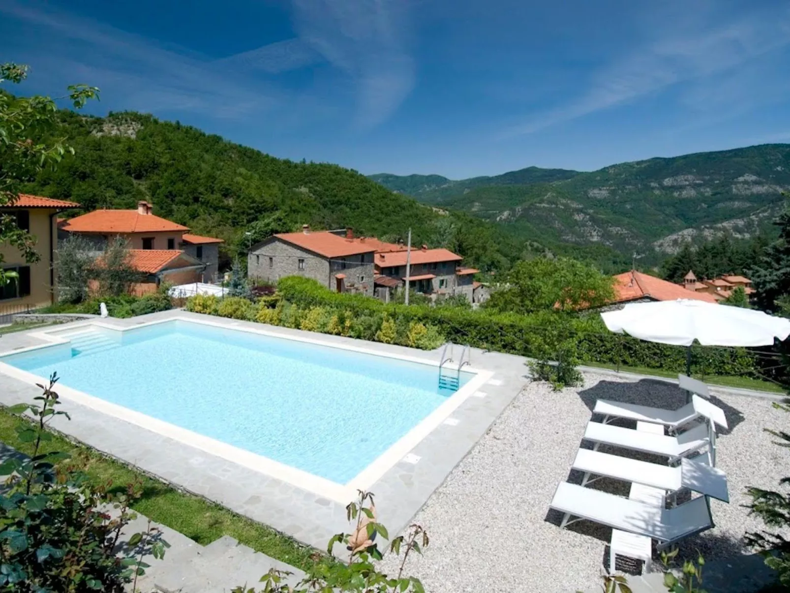 Villa Fonte mit eigenem Pool - Buiten