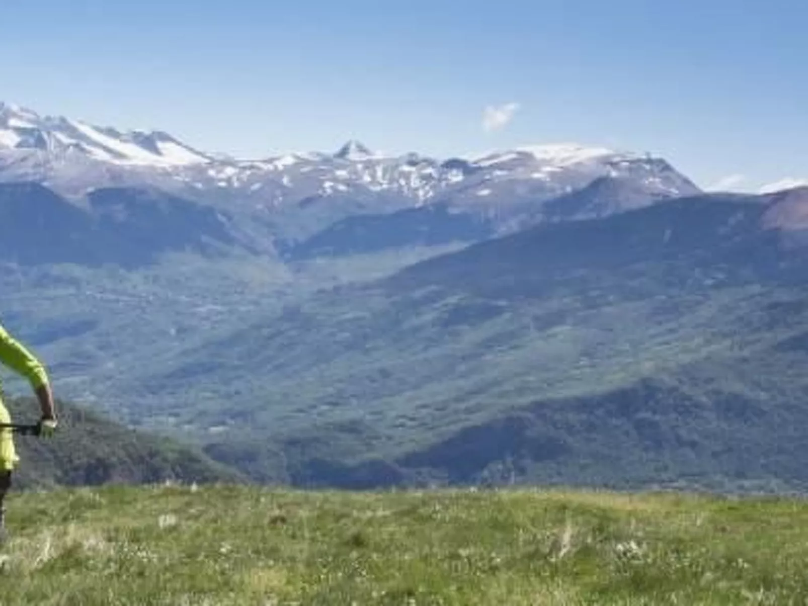 Appartement mit Terrasse-Image-tags.info