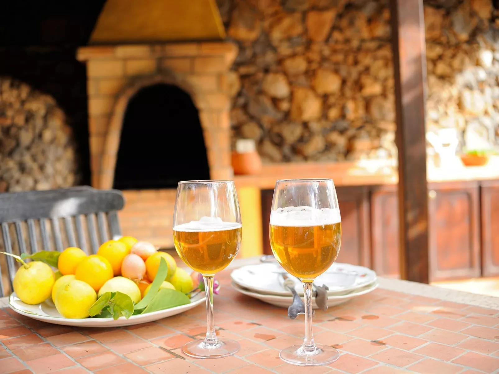 Mit Schwimmbad nur für Erwachsene-Buiten