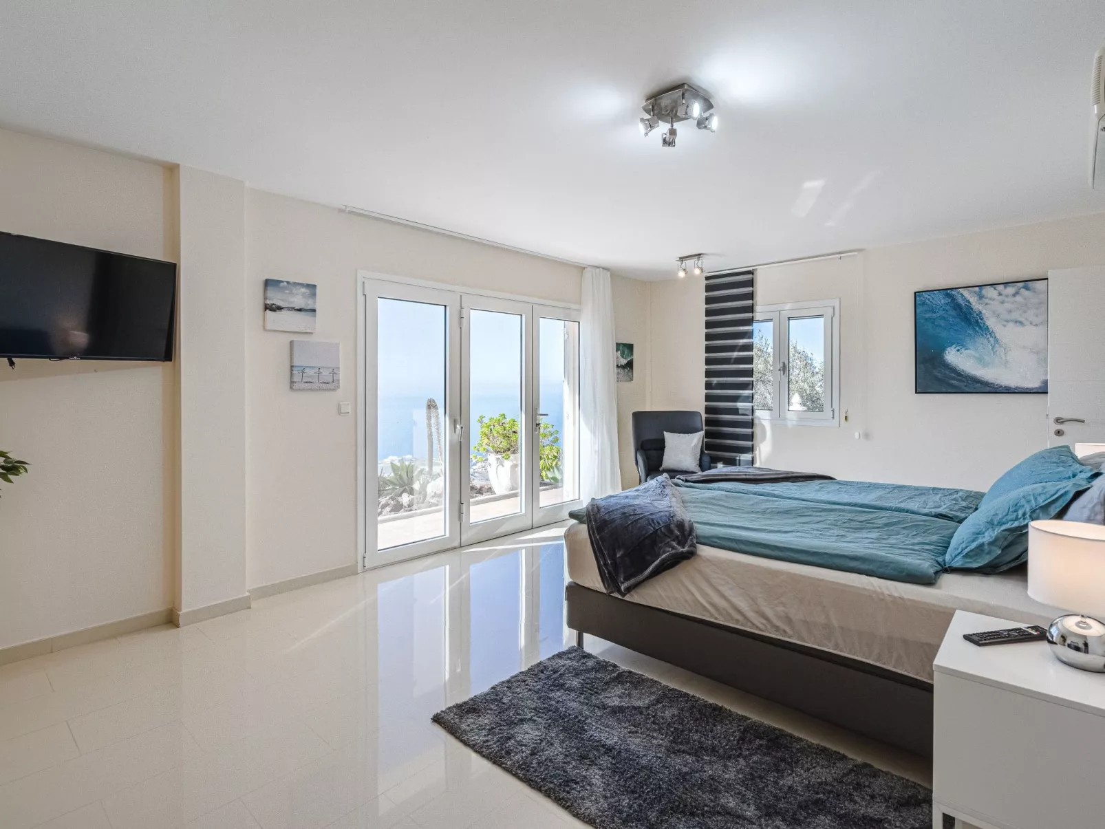 Luxusvilla mit fantastischem Meerblick-Binnen