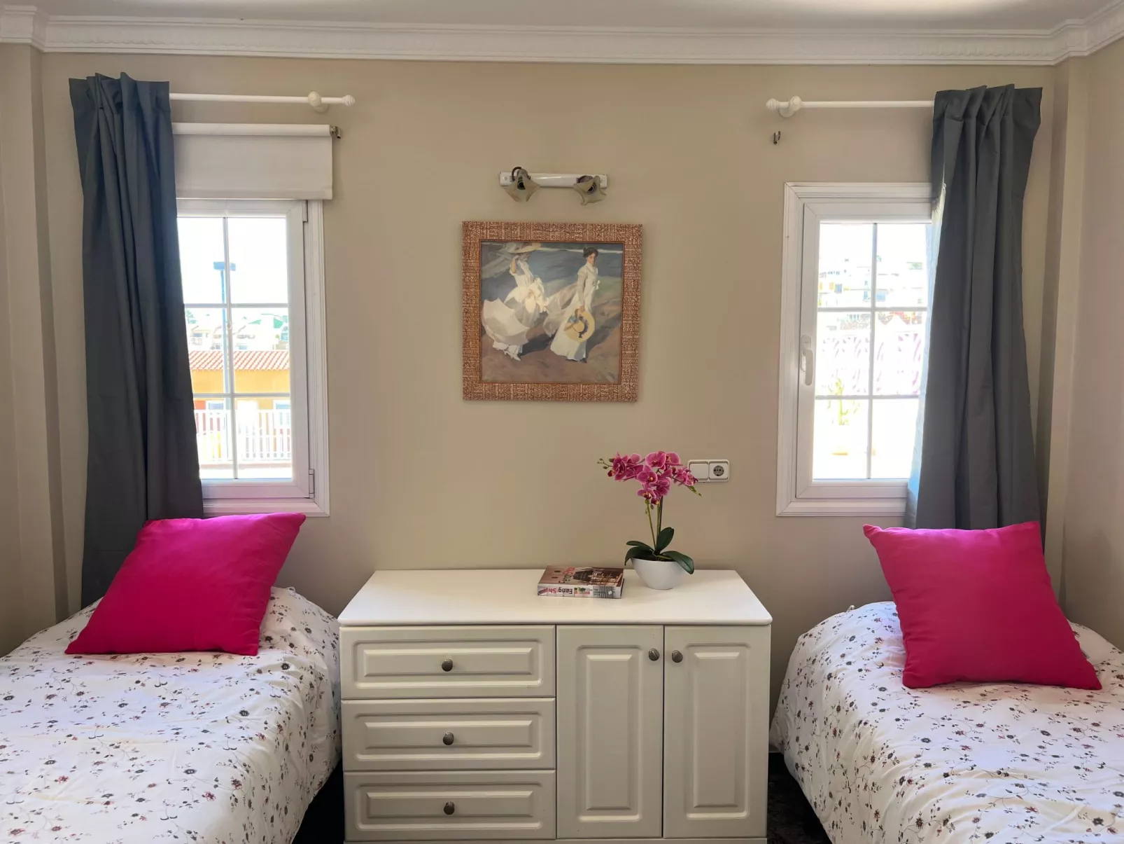 Villa "Esmeralda" mit Garten, Grill und Terrasse-Binnen