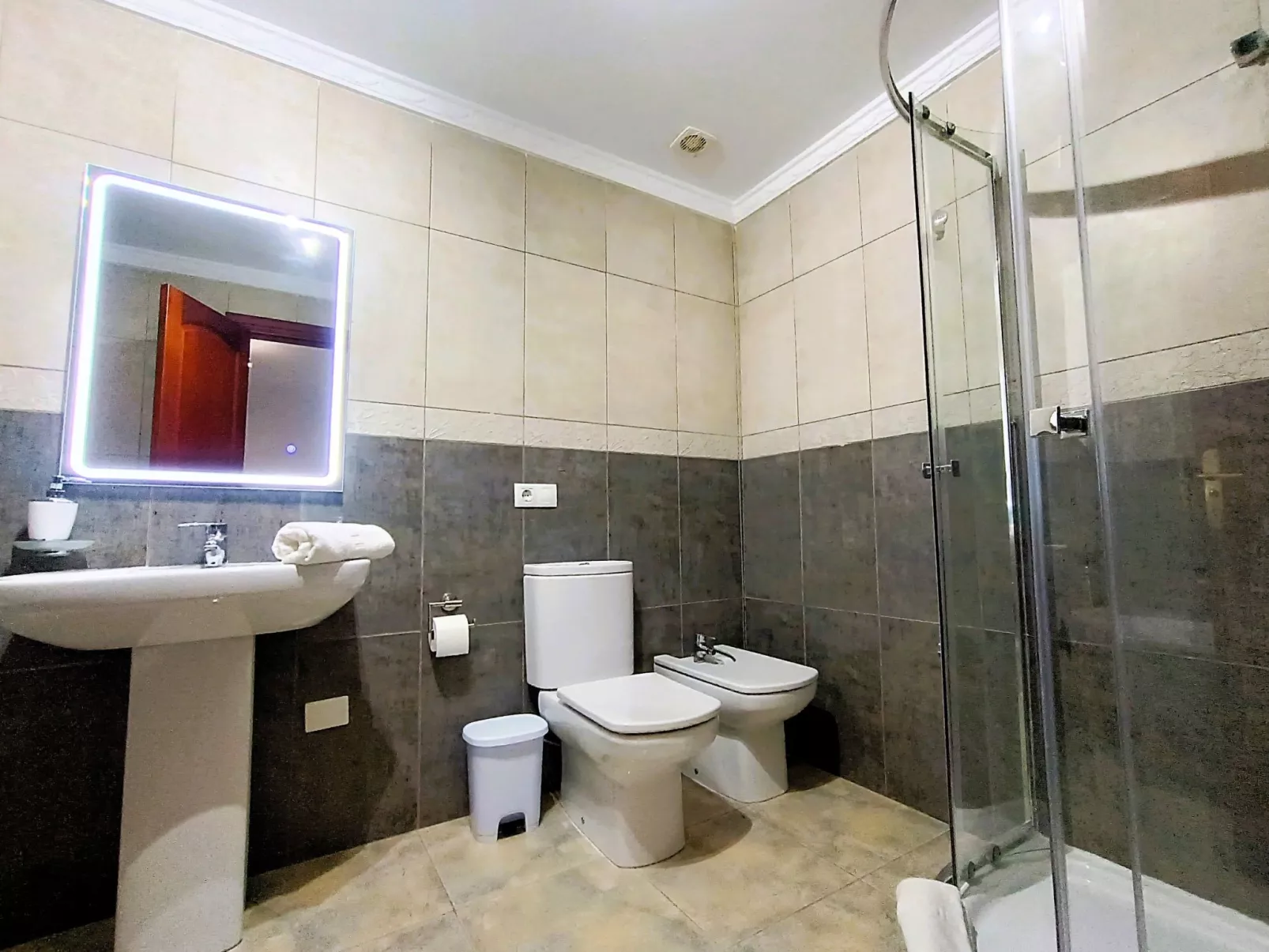 K'laya life beach , 4 schlafzimmer, meerblick-Image-tags.info