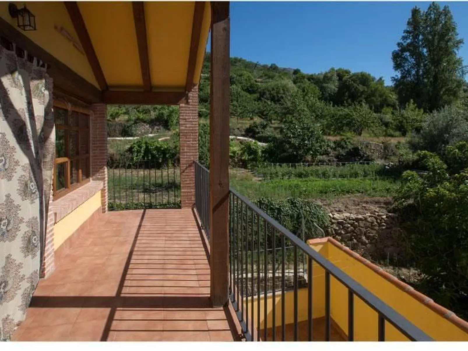 Natürlicher Urlaub in einem Ferienhaus mit Garten und Terrasse-Buiten