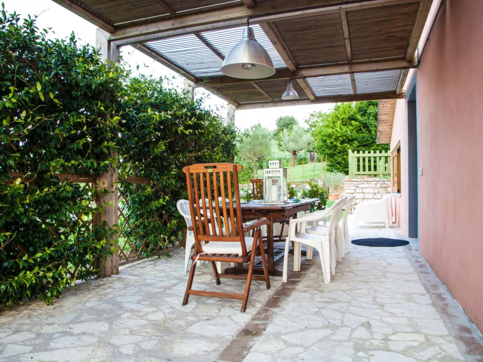 'Orion' mit Terrasse-Buiten