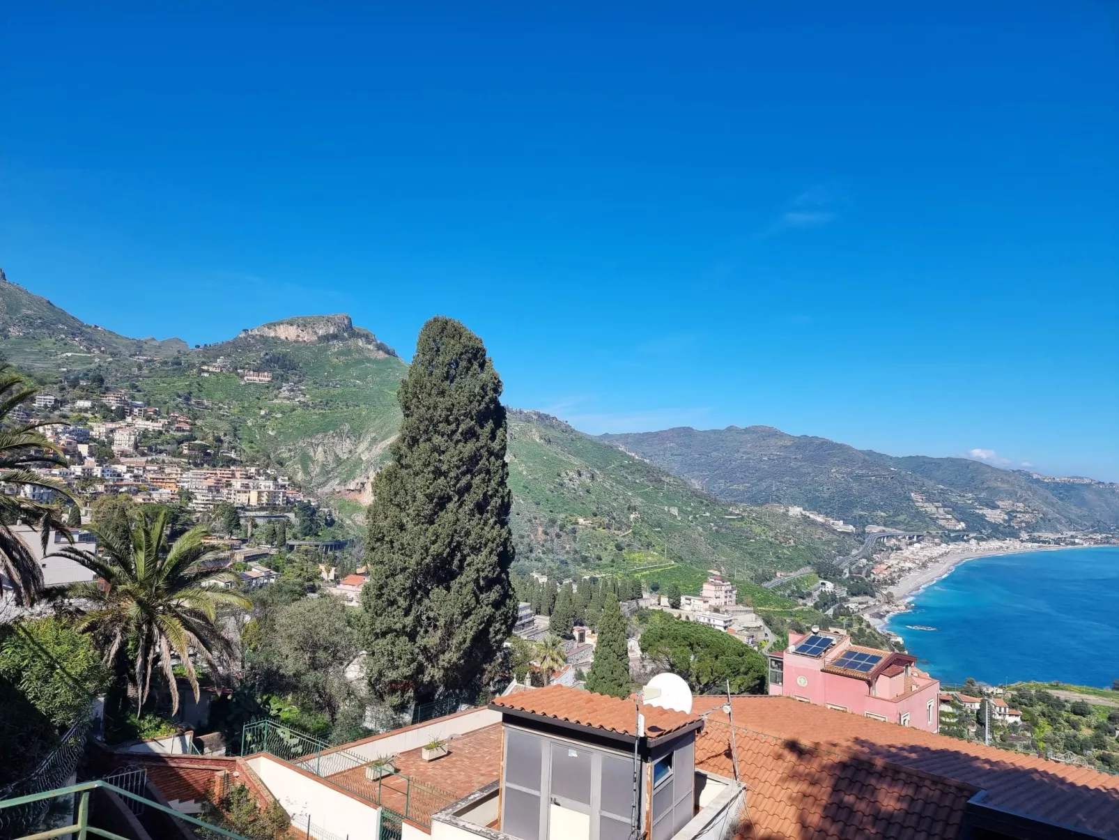 Borgo di Taormina Wohnung Deluxe bei HolidayWorld-Buiten