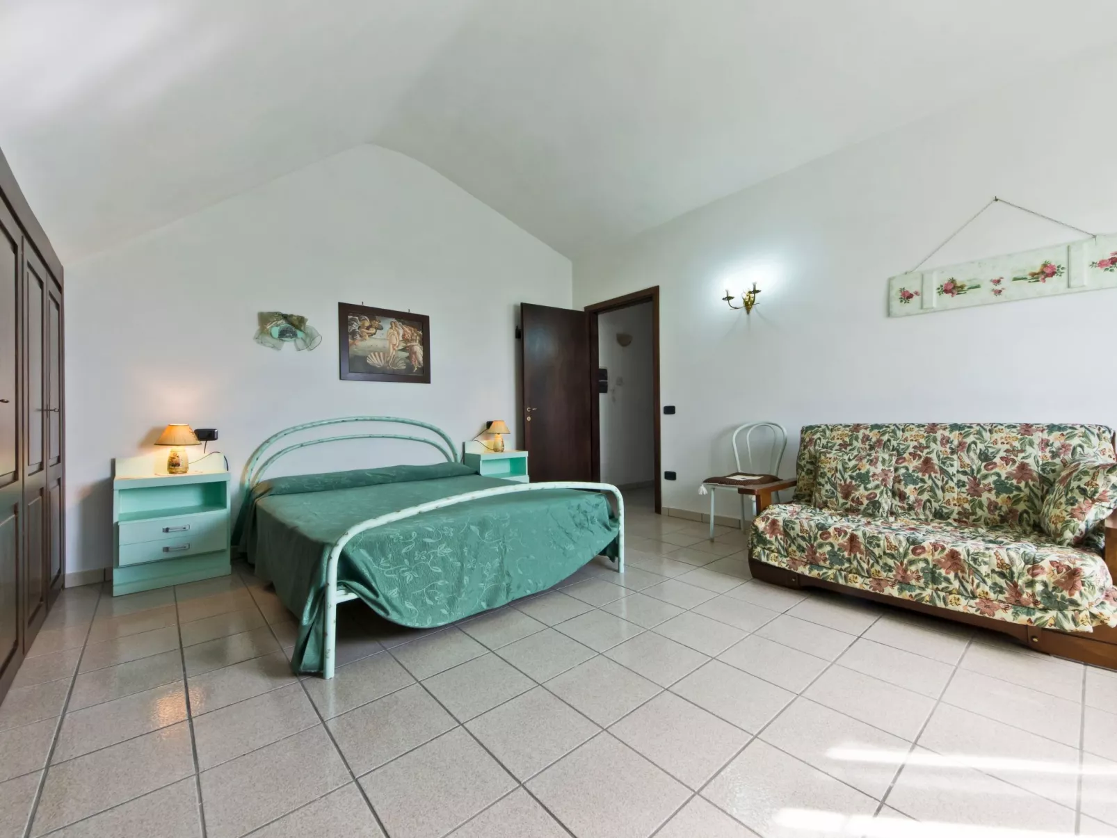 'Villa RosaSpina-Binnen