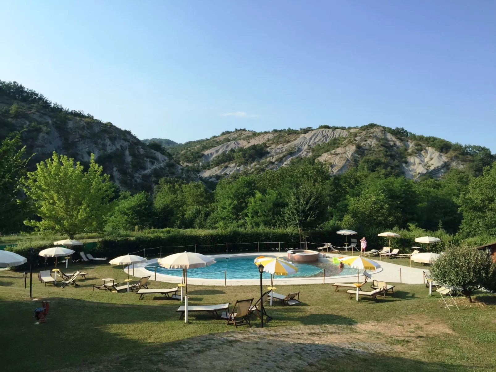 Wohnung in Apecchio mit Privatparkplatz-Buiten