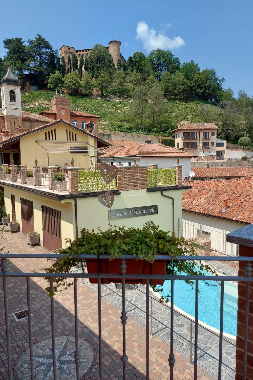 Wohnung 'Golden Sands' mit Schwimmbad-Buiten