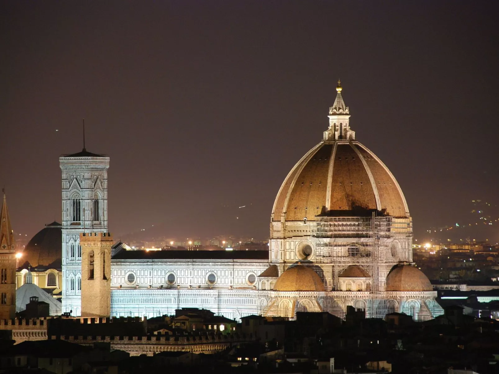 Meisterhaussiedlung mit Schwimmbad-Image-tags.info