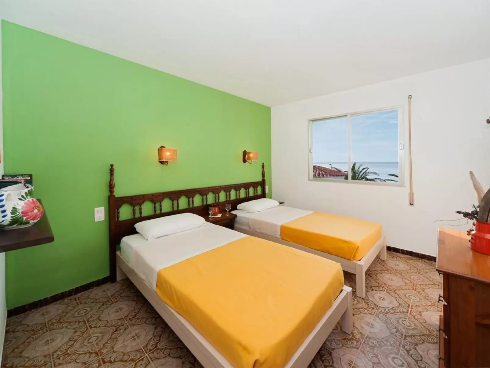 Mit Blick auf das Wasser-Binnen