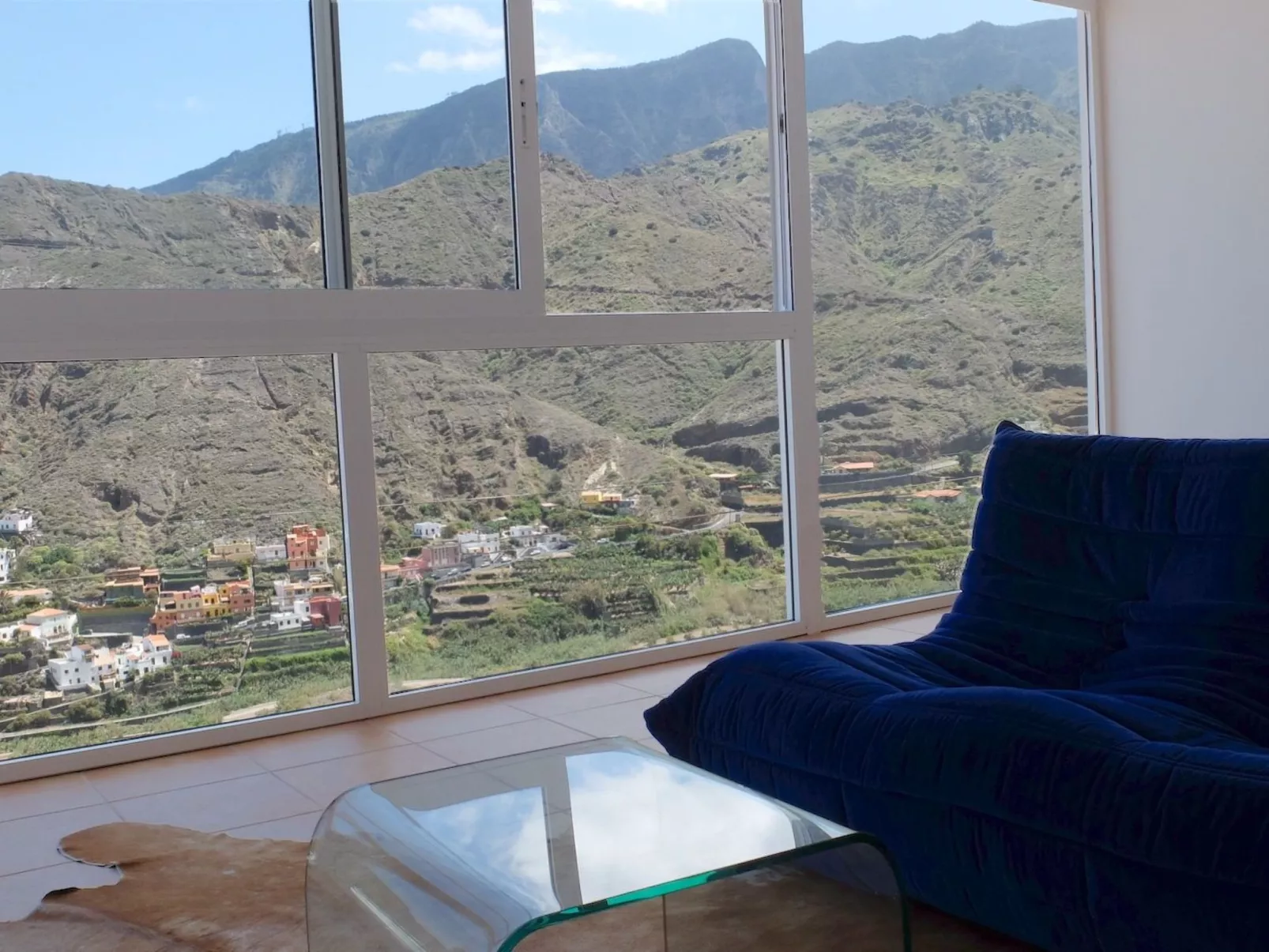 Komfortable geräumige Wohnung mit bester Aussicht 5p max-Binnen