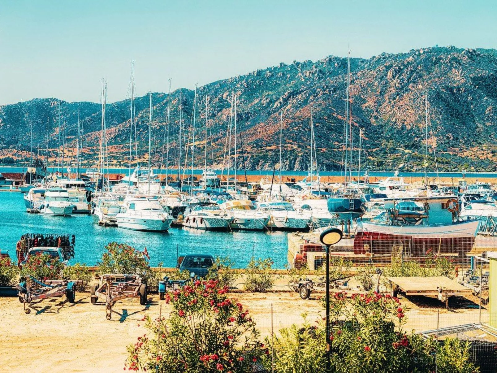 Wohnung in Villasimius mit Möblierter Terrasse-Image-tags.info