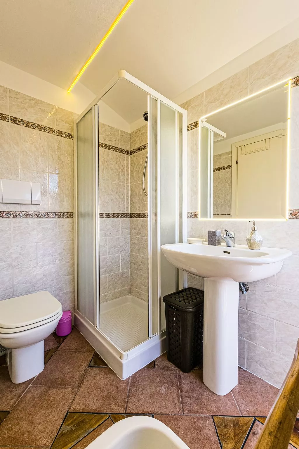 Strategisches Mikrohaus zwischen Cinque Terre und Portofino-Binnen