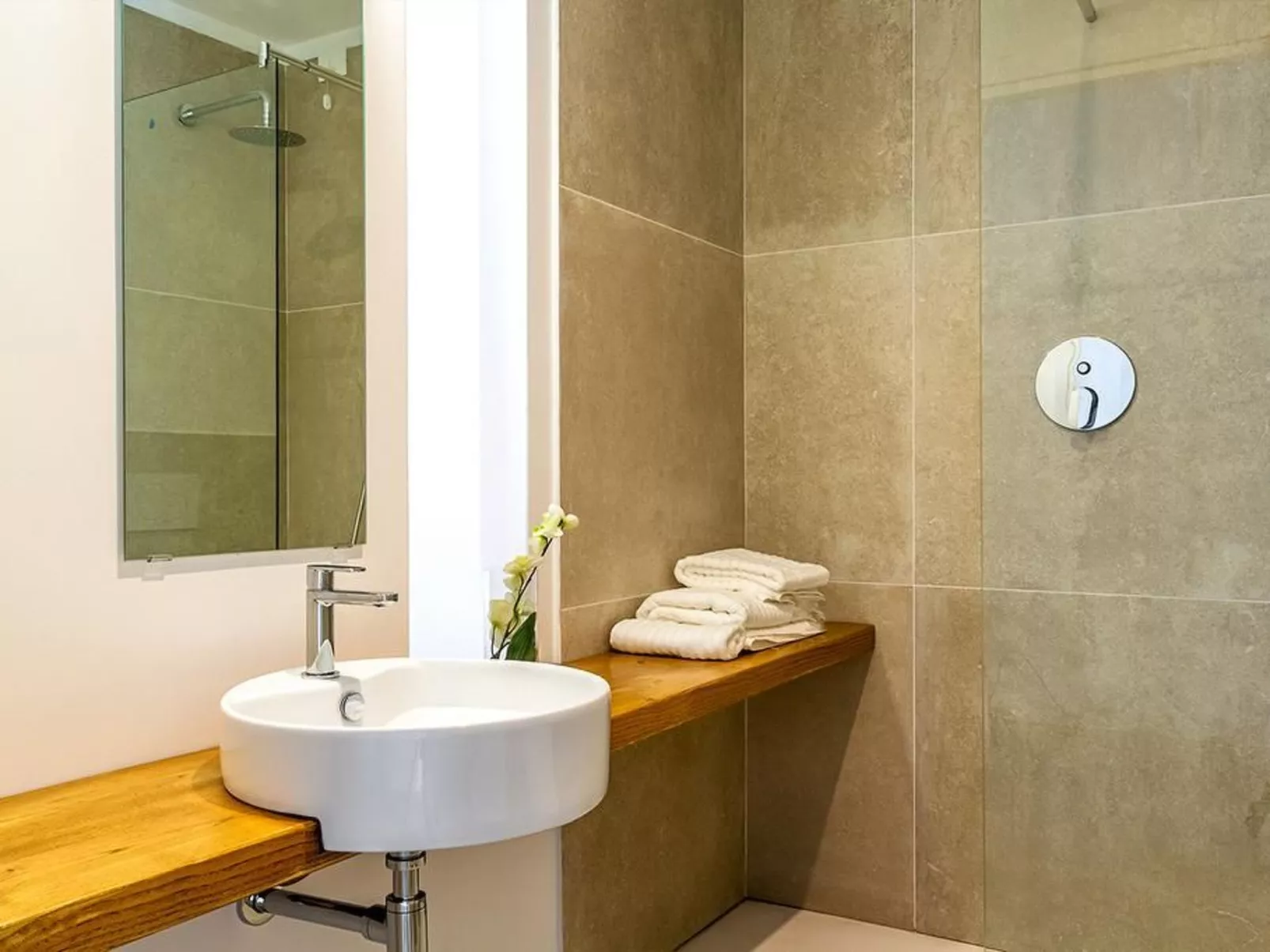 Villa Carmela in Della Chiesa 26-Binnen