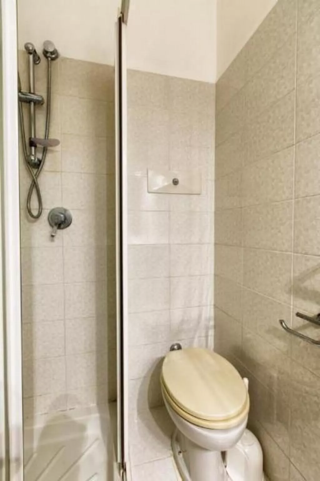 Wohnung in Quarto Cagnino mit Terrasse-Image-tags.info