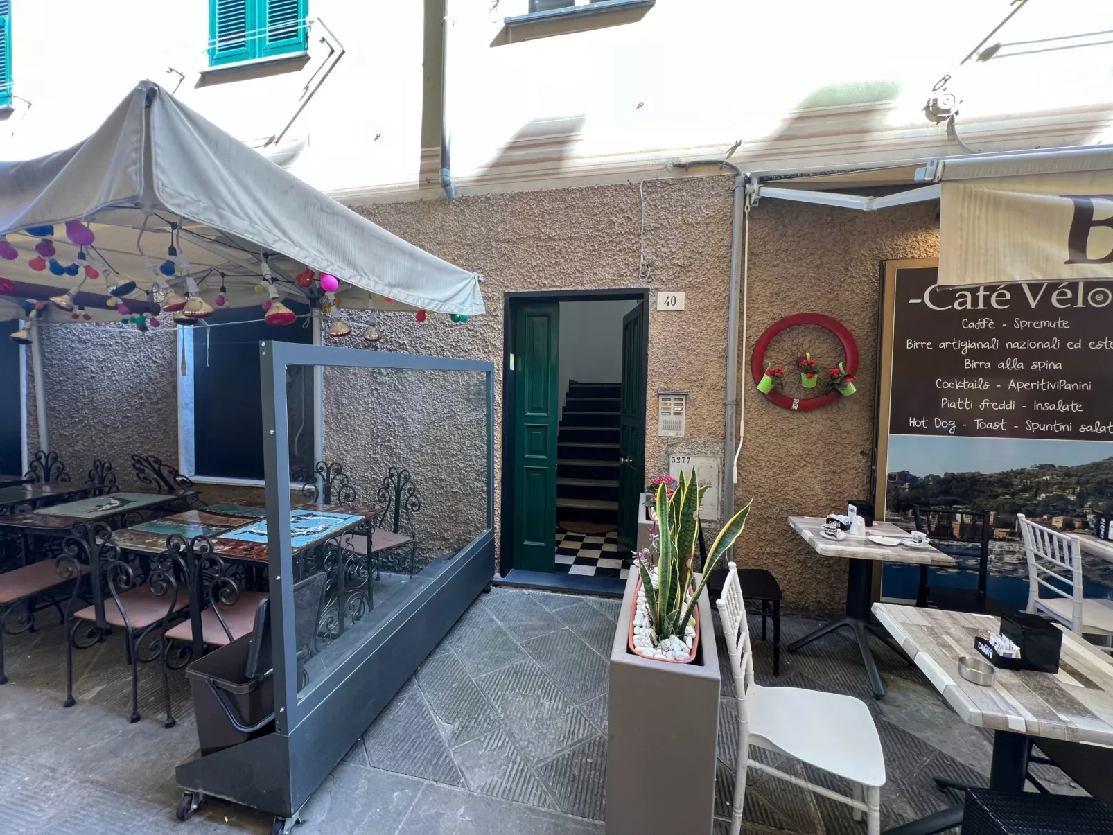 Raineri House by Holiday World-Binnen