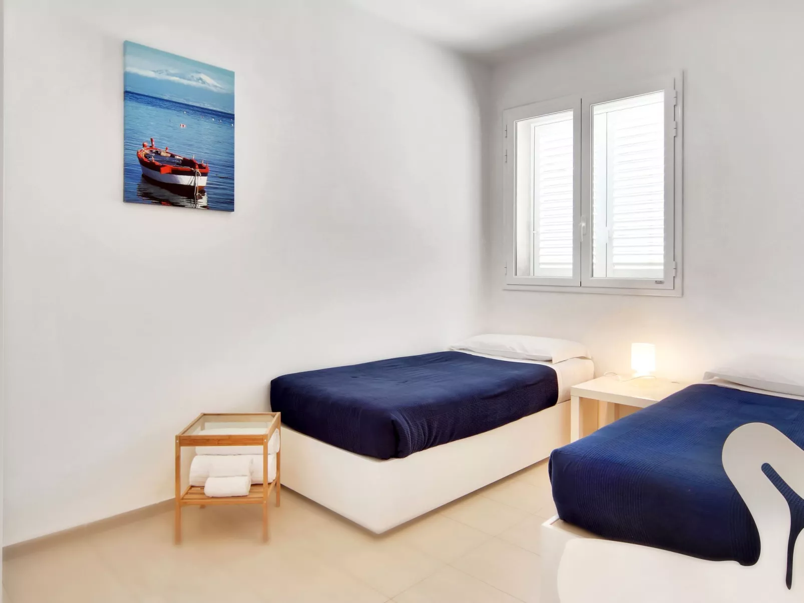 Appartamento vista mare con 2 camere da letto-Binnen