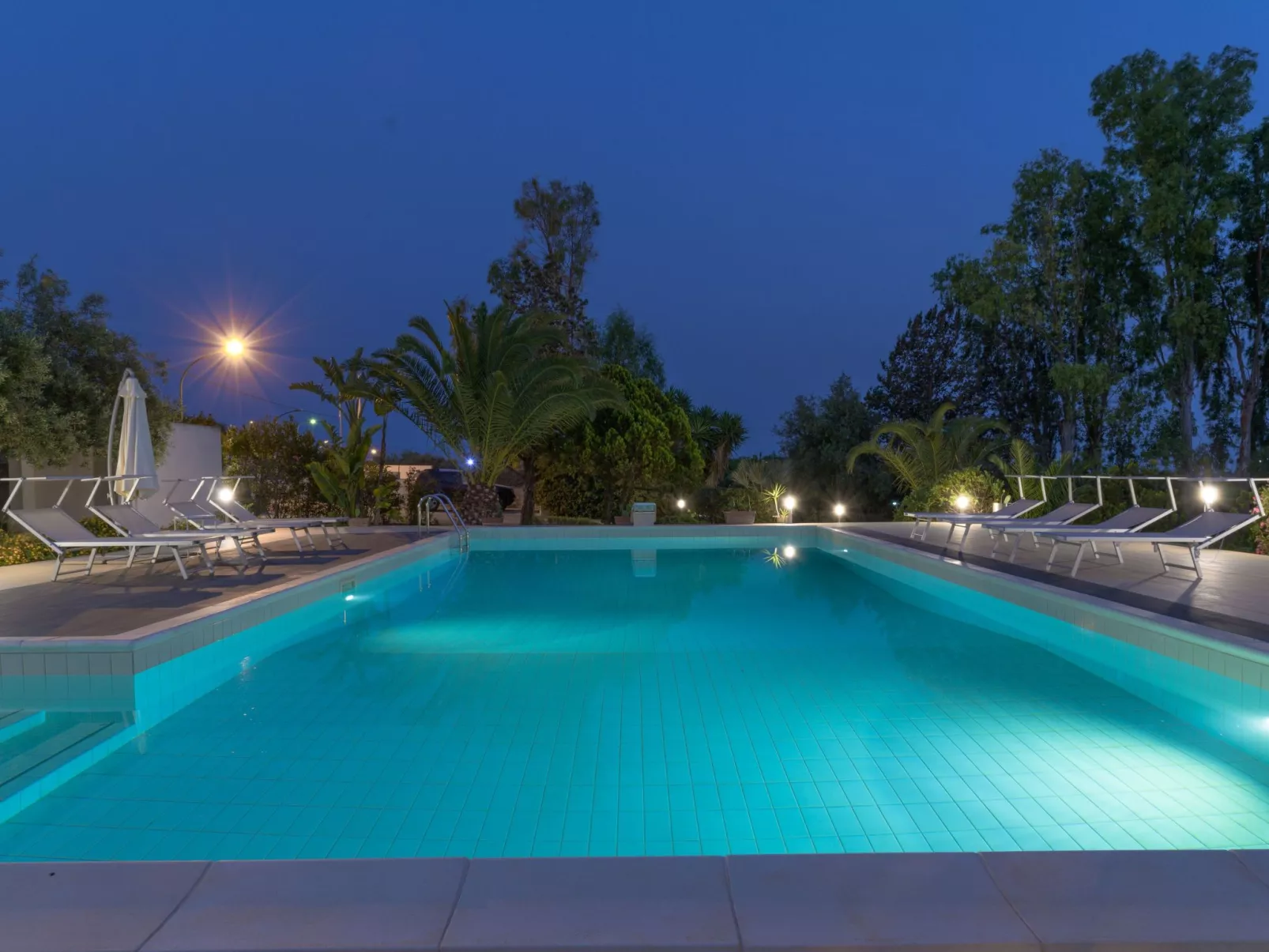 Thalìa, Villa mit Pool in Meeresnähe-Image-tags.info