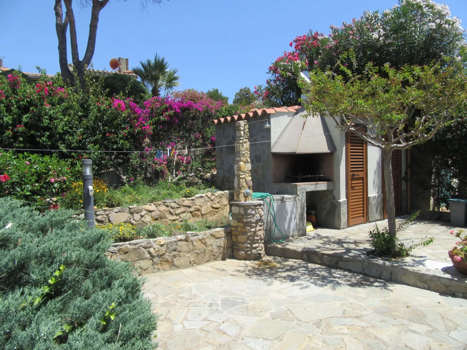 Casa Dany mit geschlossenem Garten-Image-tags.info