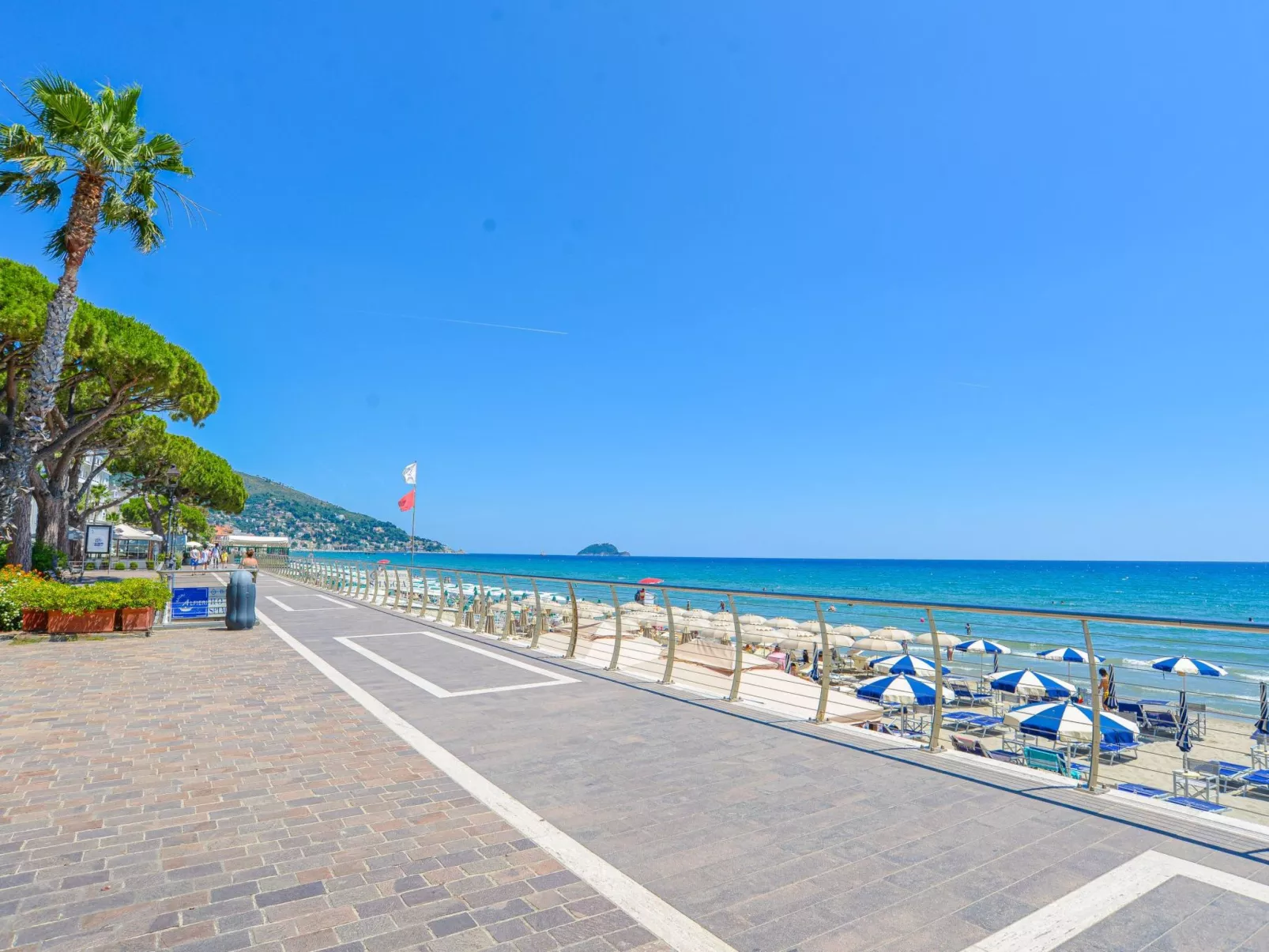 Casa al Mare ad Alassio bei Holiday World-Buiten