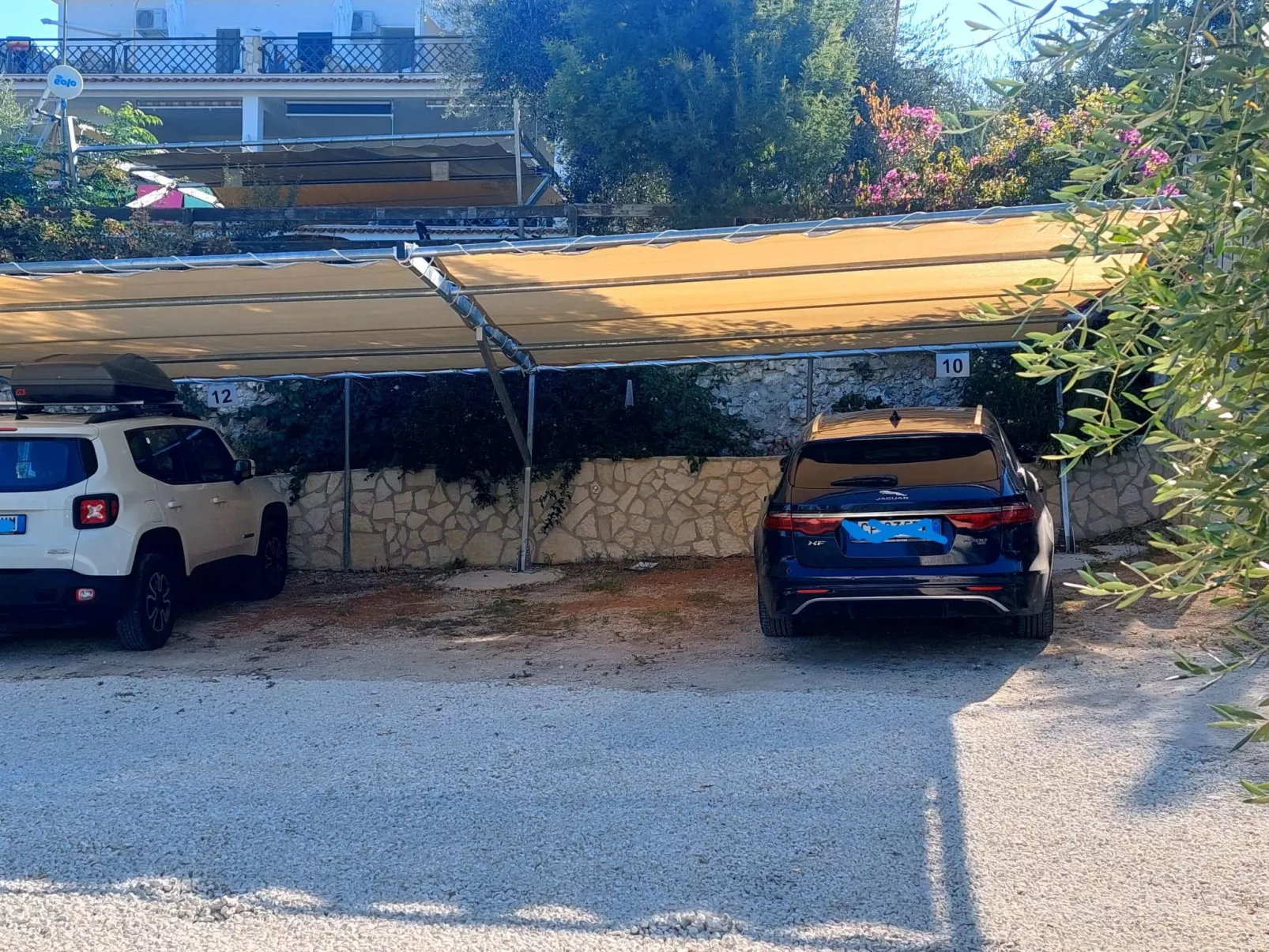 Brandneue Wohnung in Villa mit Schwimmbad-Image-tags.info