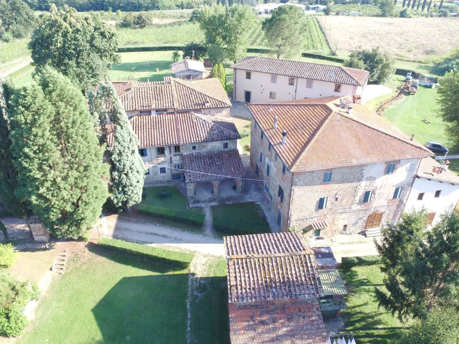Schönes 1-Zimmer-Apartment-Buiten