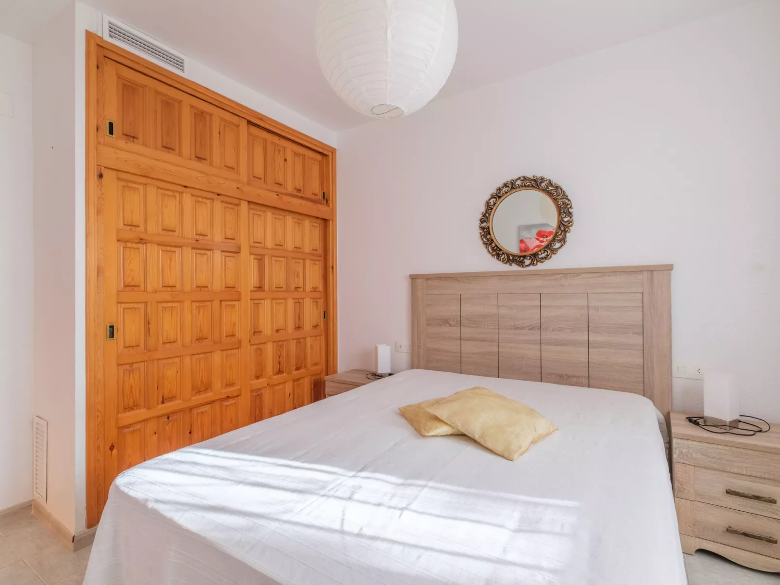 Imposante Ferienvilla mit großem Pool-Image-tags.info