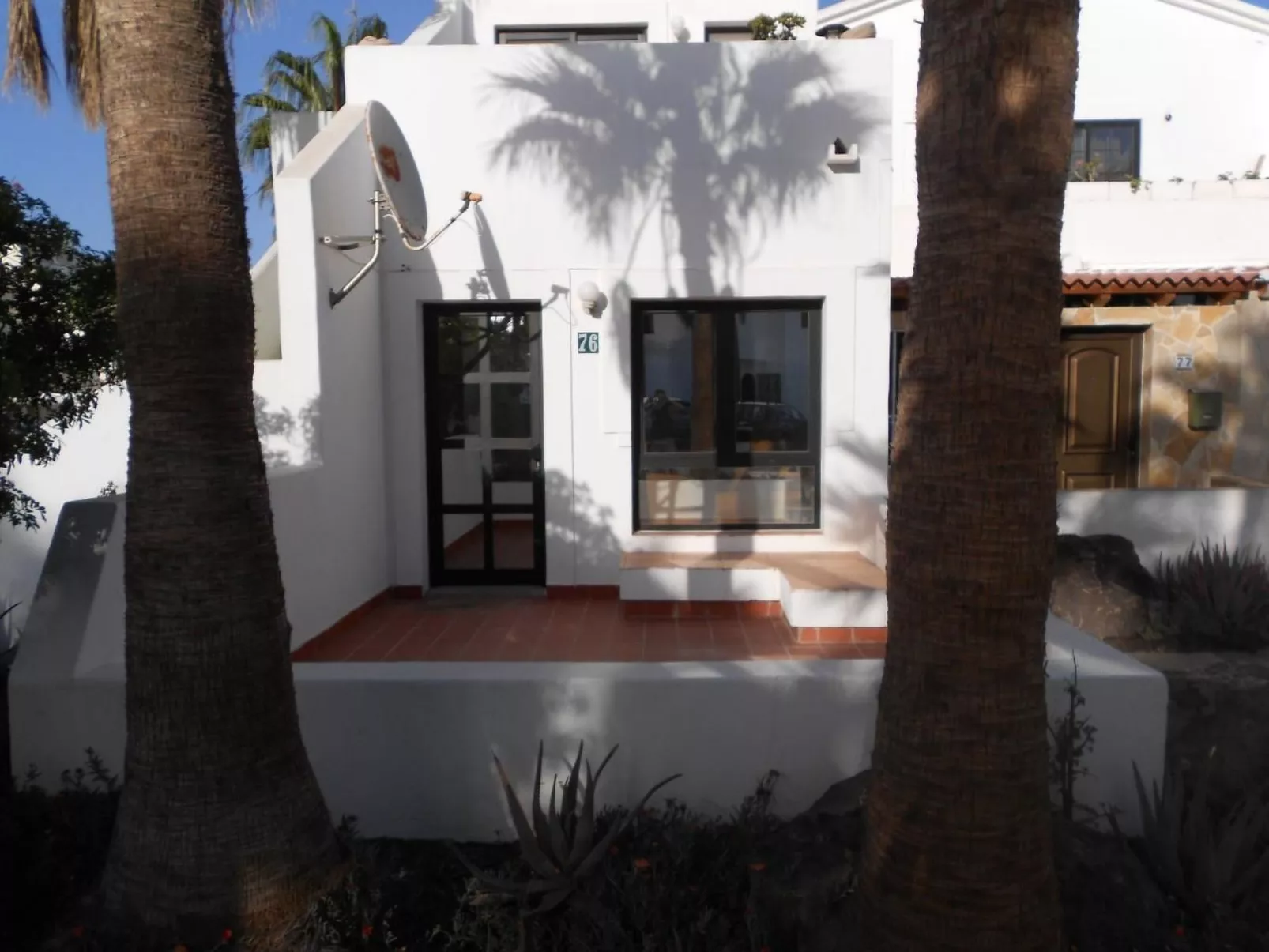 Costa Calma mit Garten, am Strand-Buiten