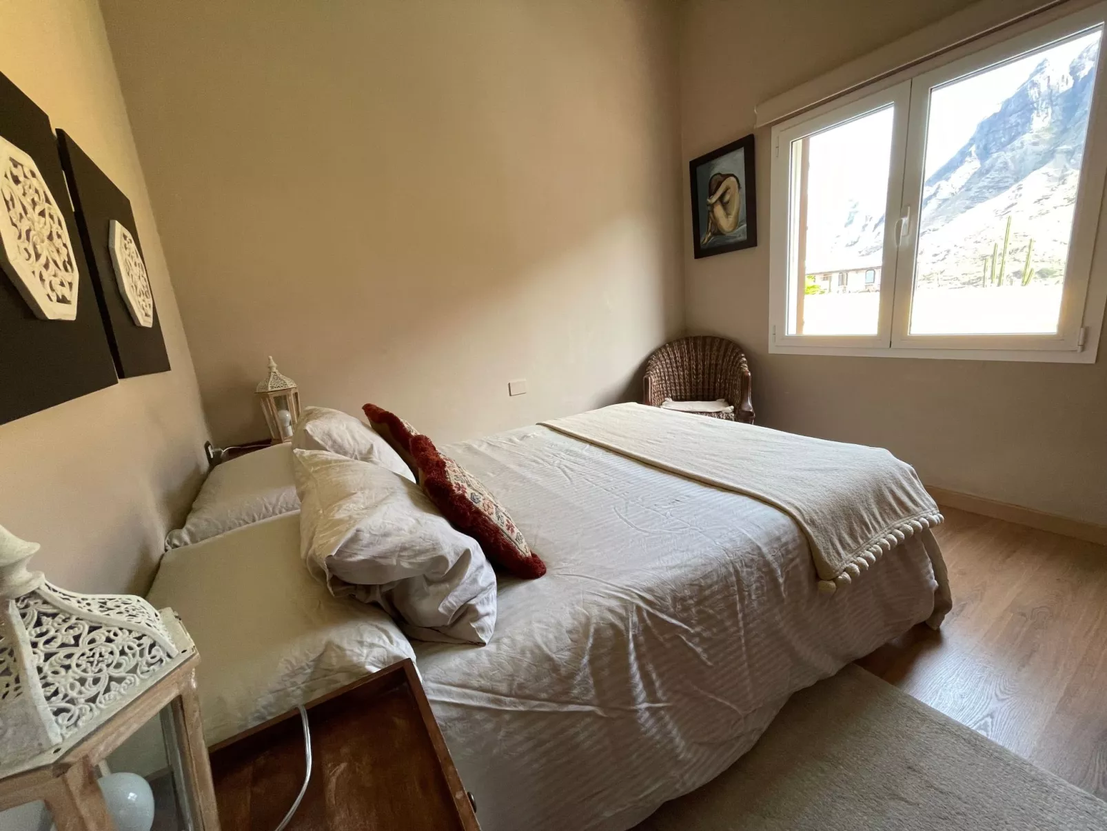 Haus mit Jacuzzi, Blick auf Berge, Meer und Ents-Binnen