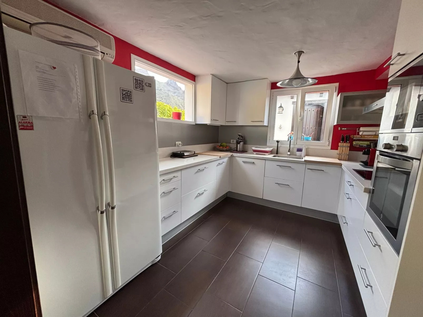 Haus mit beheiztem Schwimmbad, Berg- und Meerbli-Binnen