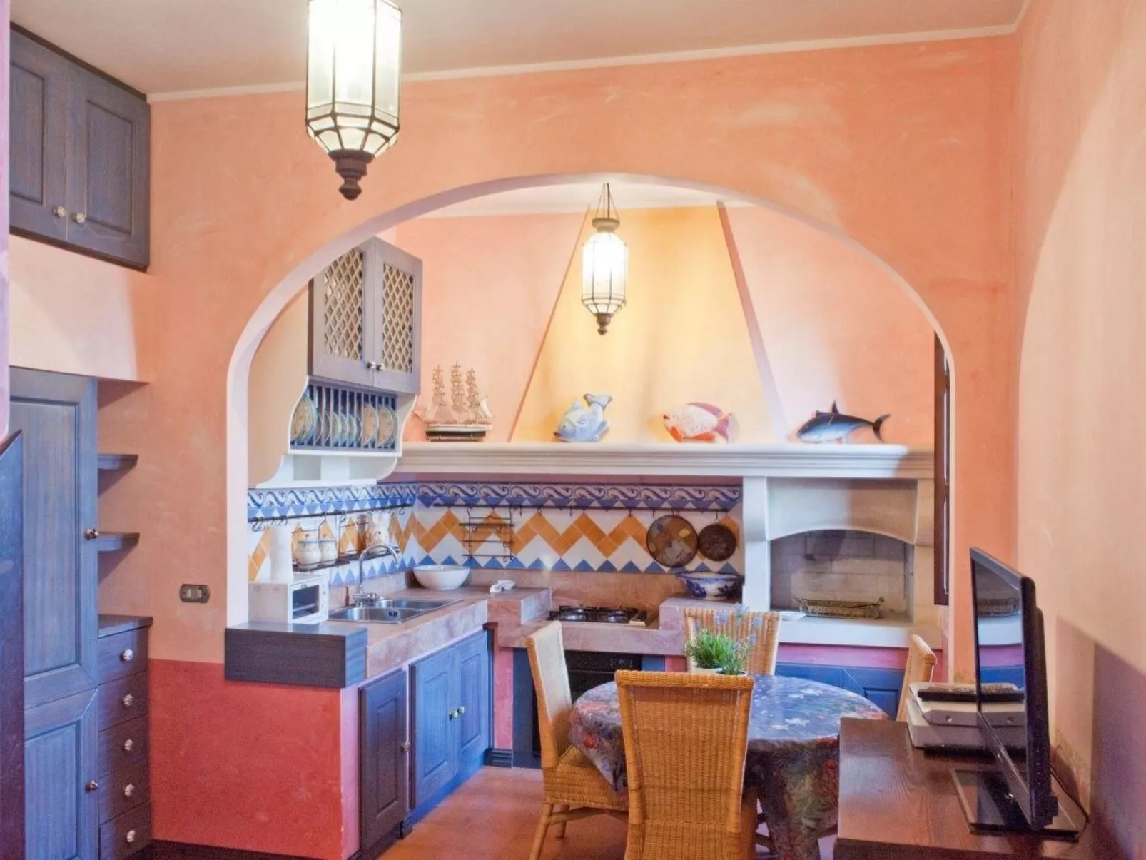 Unterkunft über den Dächern von Otranto mit riesiger Dachterrasse-Image-tags.info