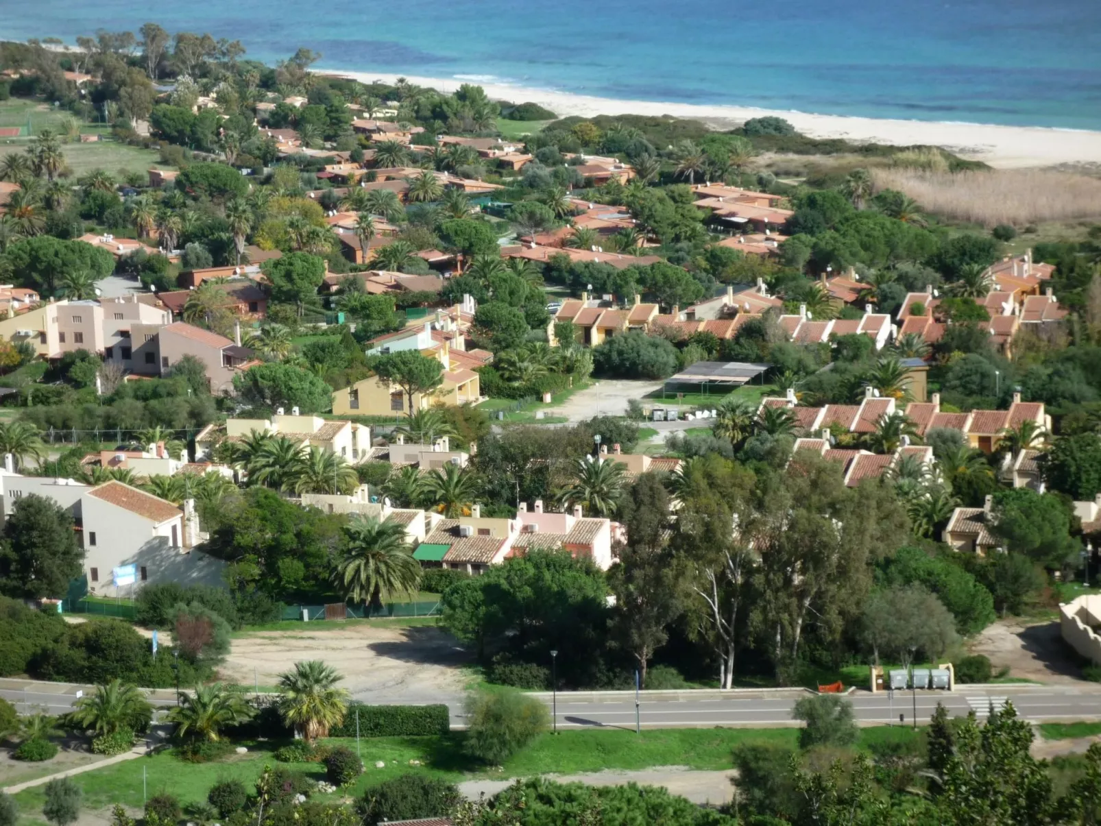 Trilo Mulbery mit großem Garten-Buiten