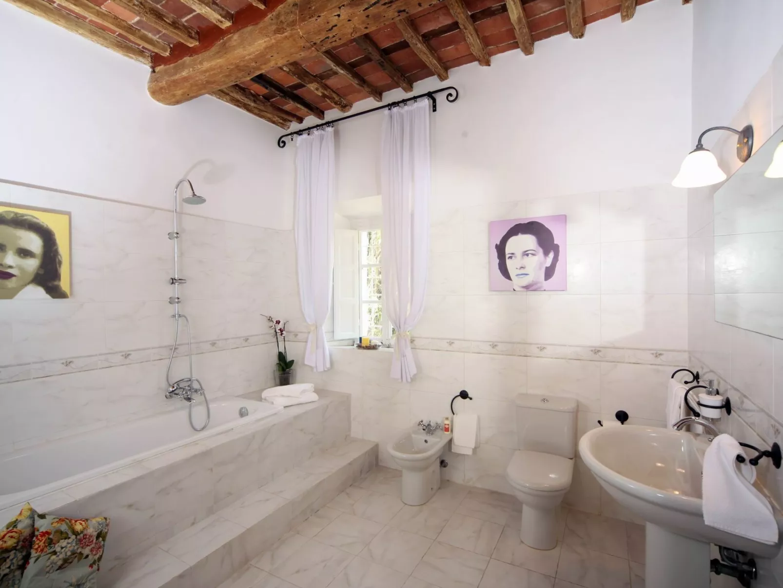 'lorien 14' mit eigenem Pool-Binnen