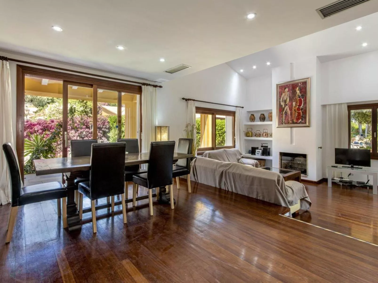 Vila Formosa Cala Sant Vicenç-Binnen