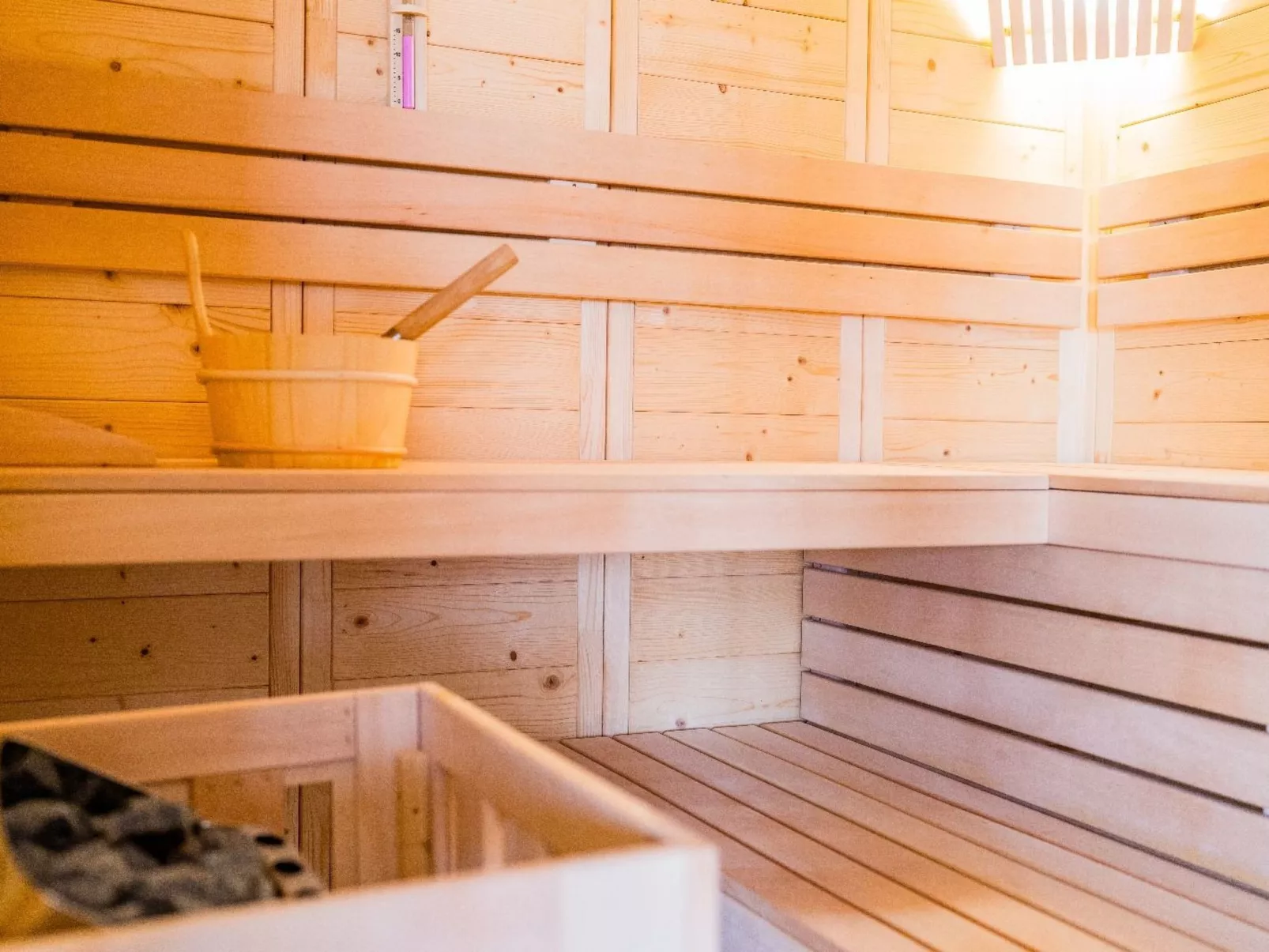 Luxuriöse Finca mit Pool, Spa und spektakulärer Aussicht-Buiten