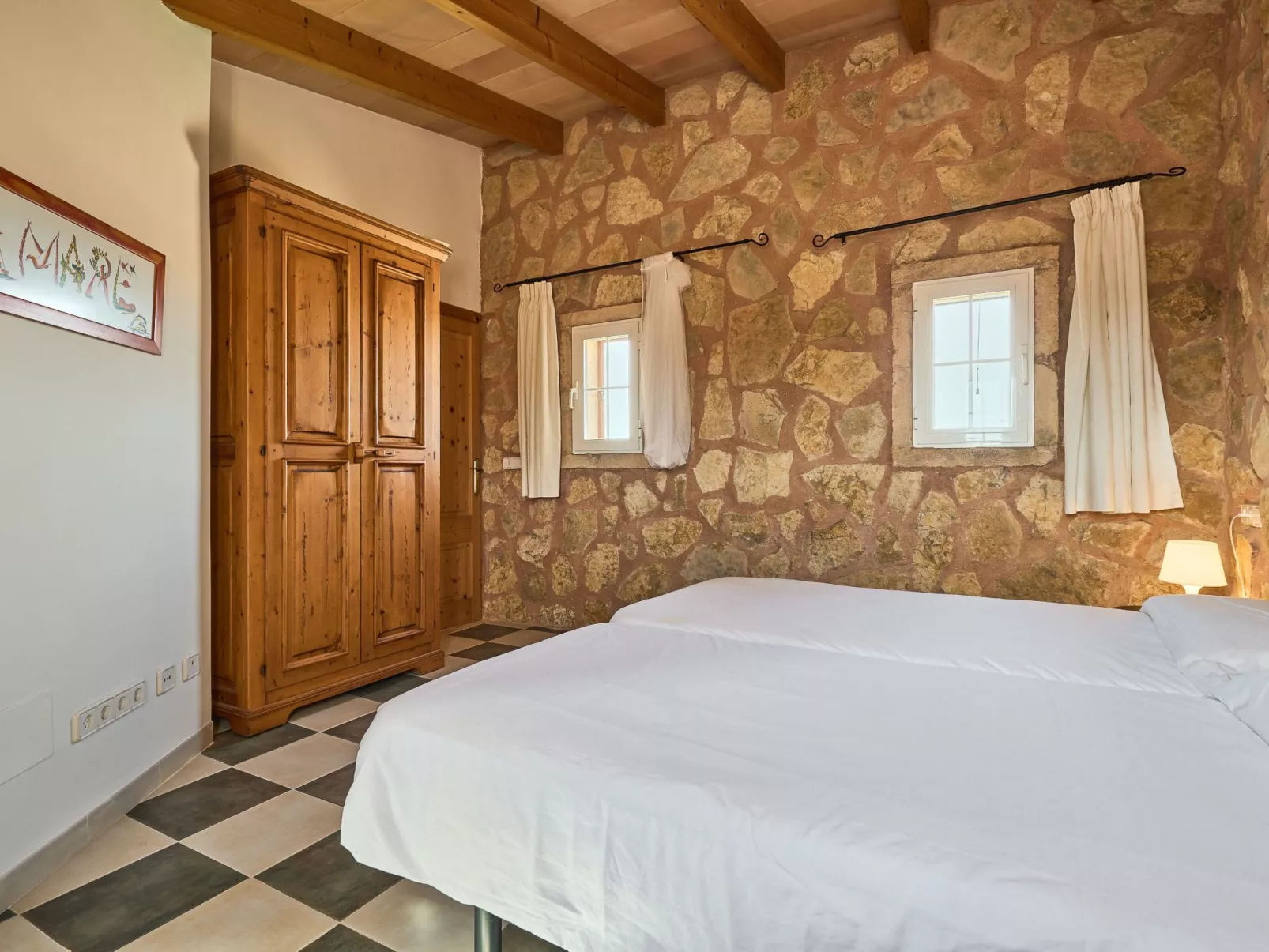 Villa mit privatem Pool-Binnen