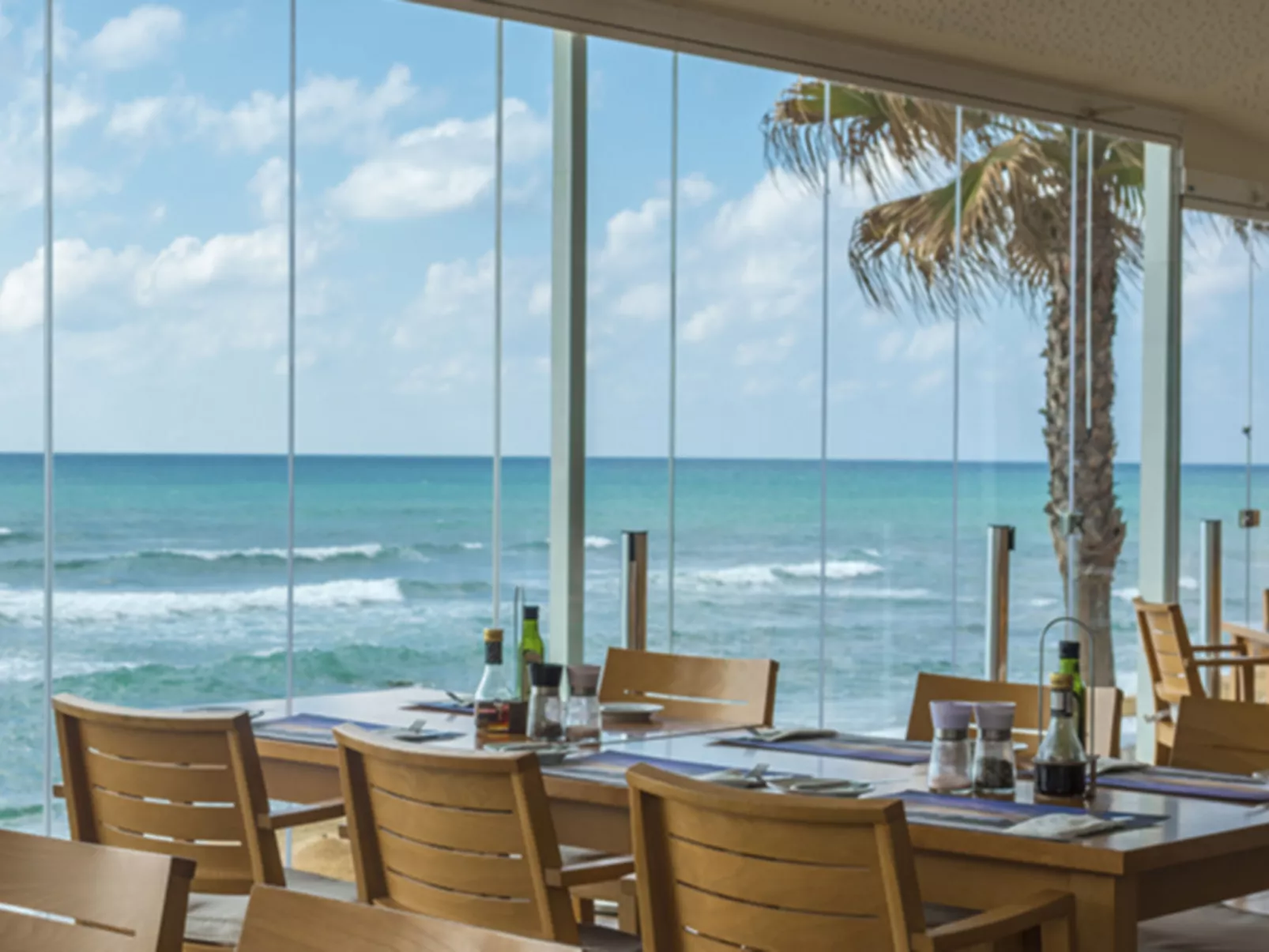 In Sitio De Calahonda mit Privatem Parkplatz und Meerblick-Buiten