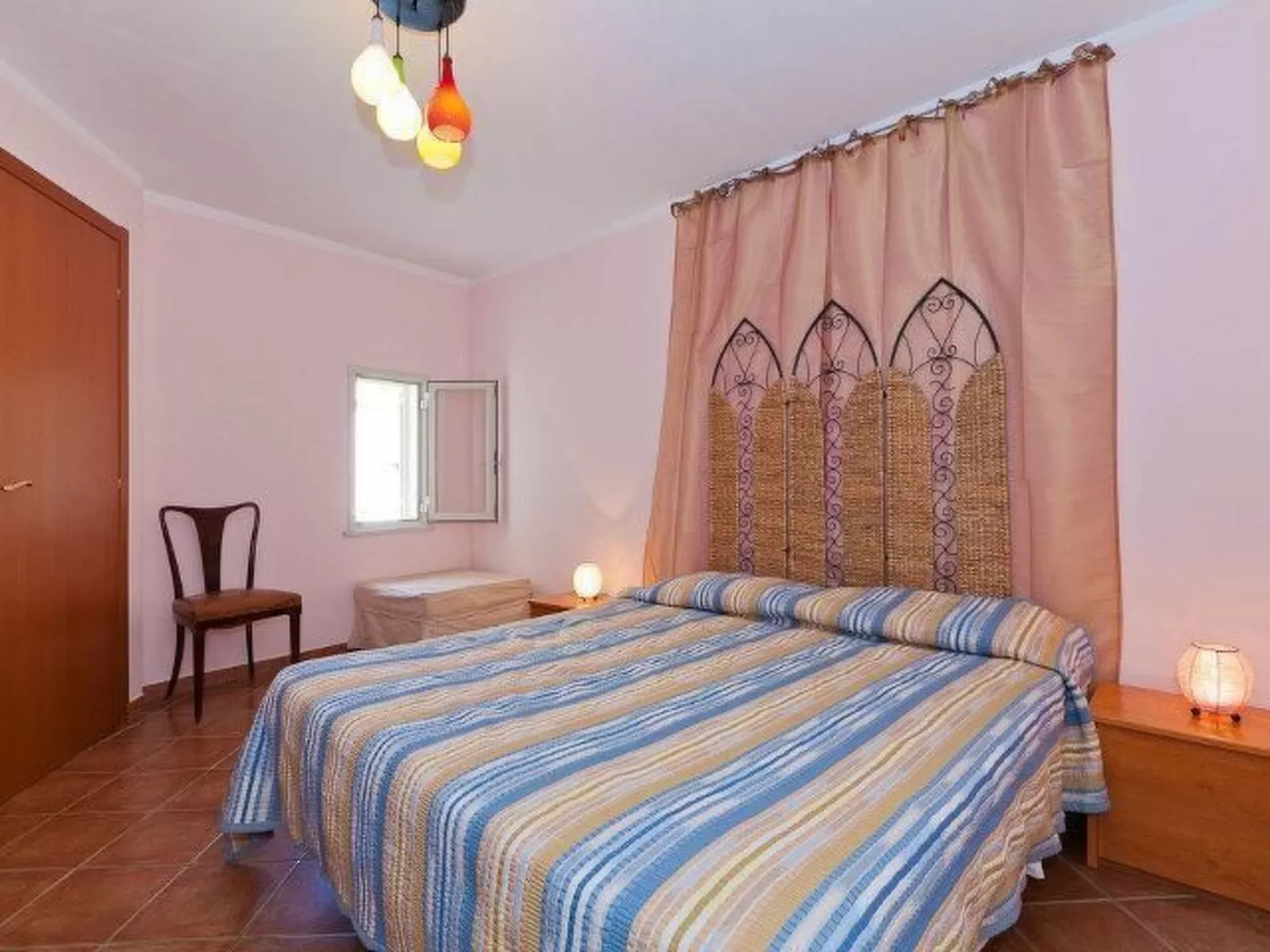 Terrasse des Zentrums-Binnen