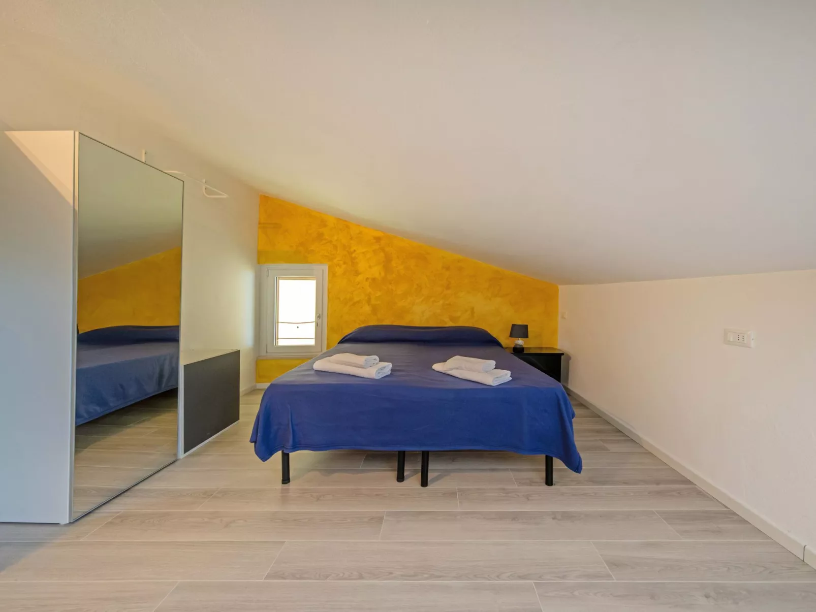 Privater Pool und herrlicher Seeblick-Binnen